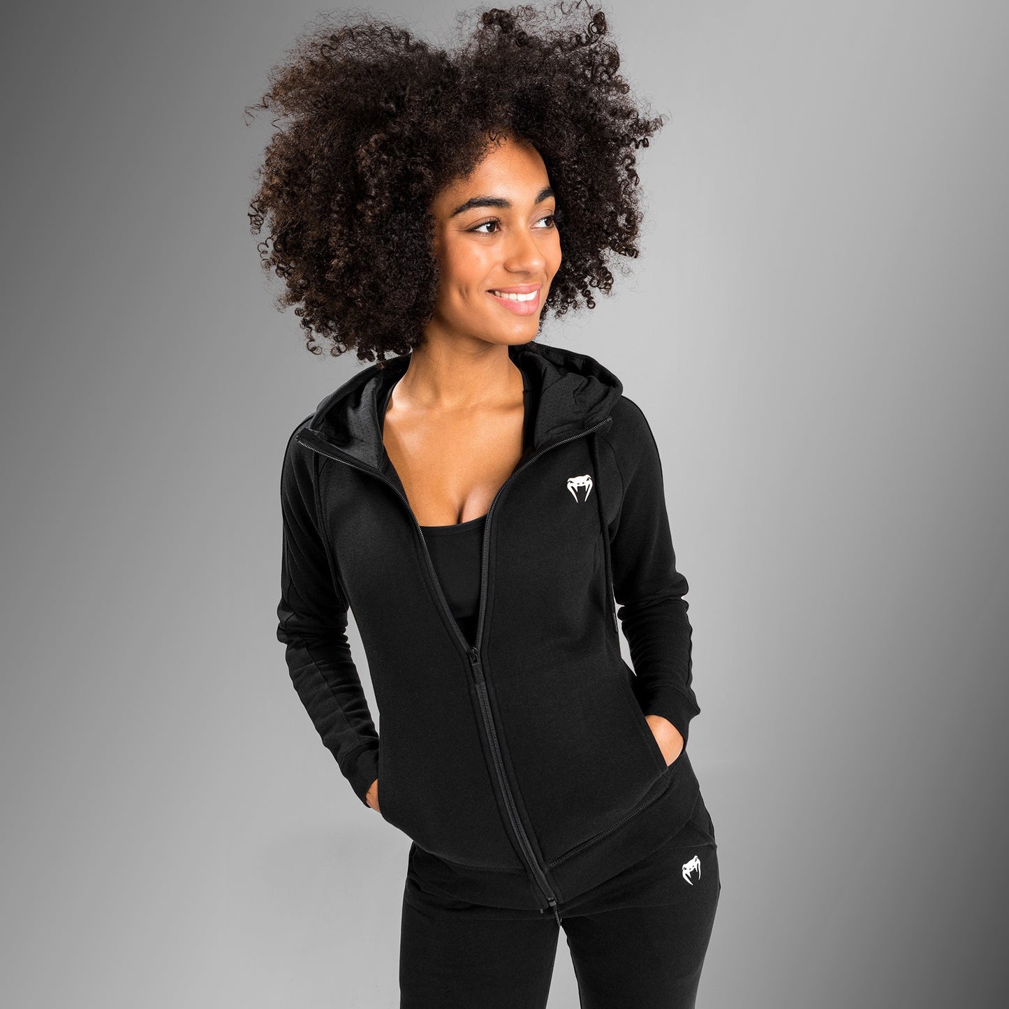 Venum Essential Hoodie - Zwart