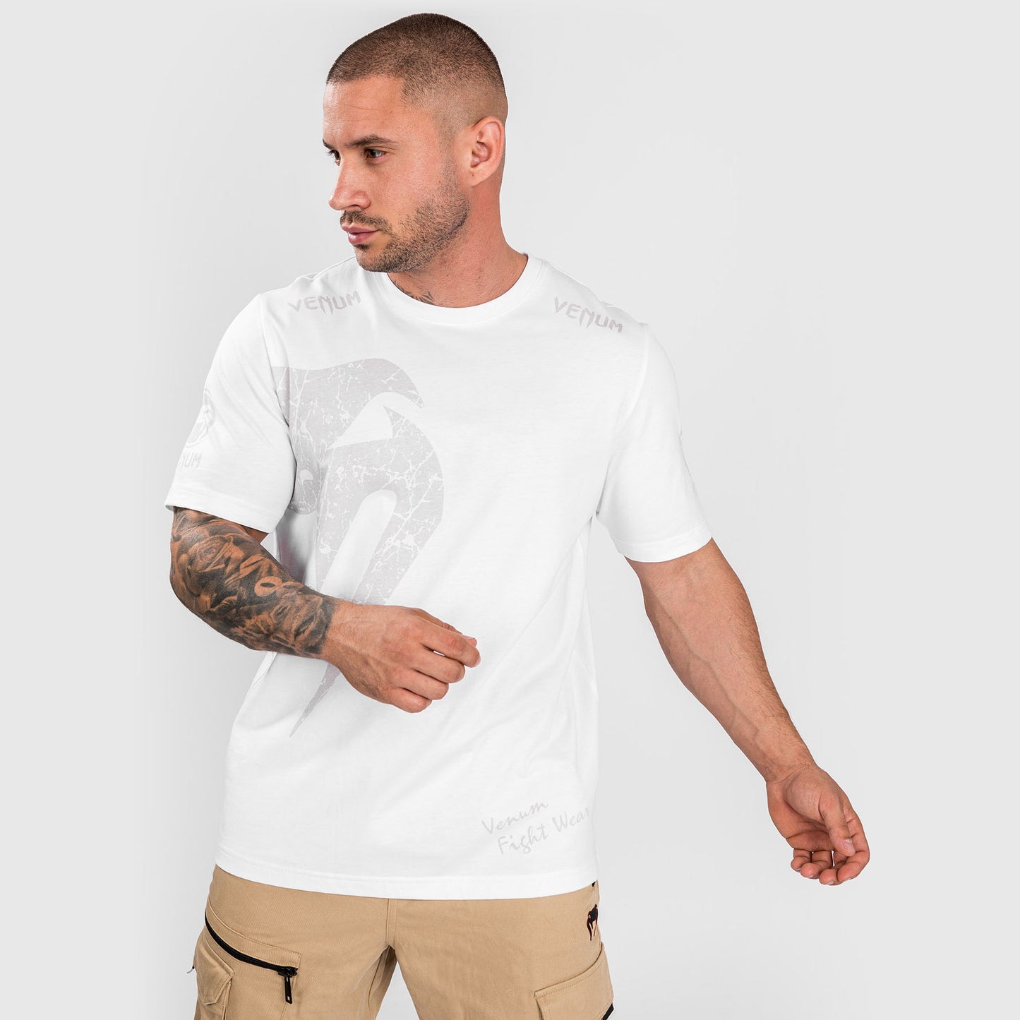 Venum Giant T-shirt Regular Fit - Wit