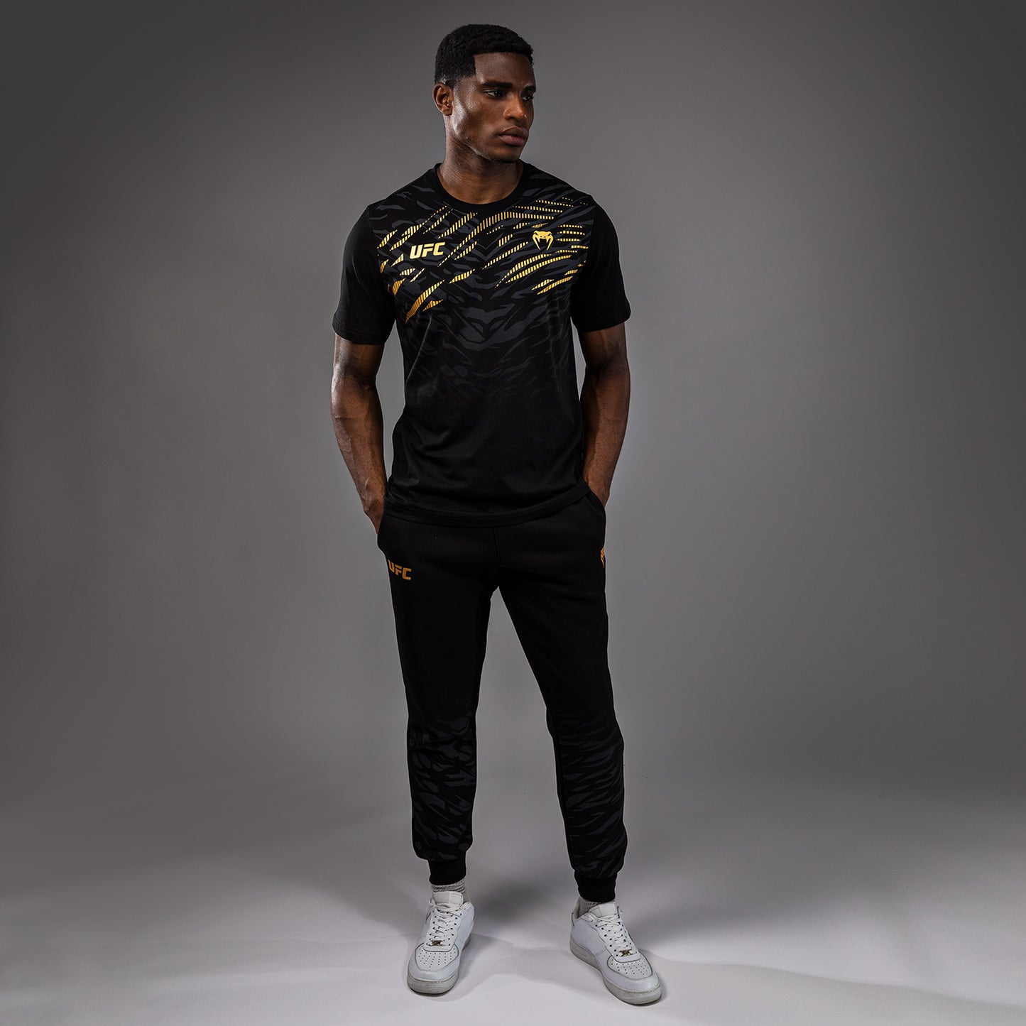 UFC Fusion by Venum Replica Korte Mouwen T-shirt voor Heren - Champion