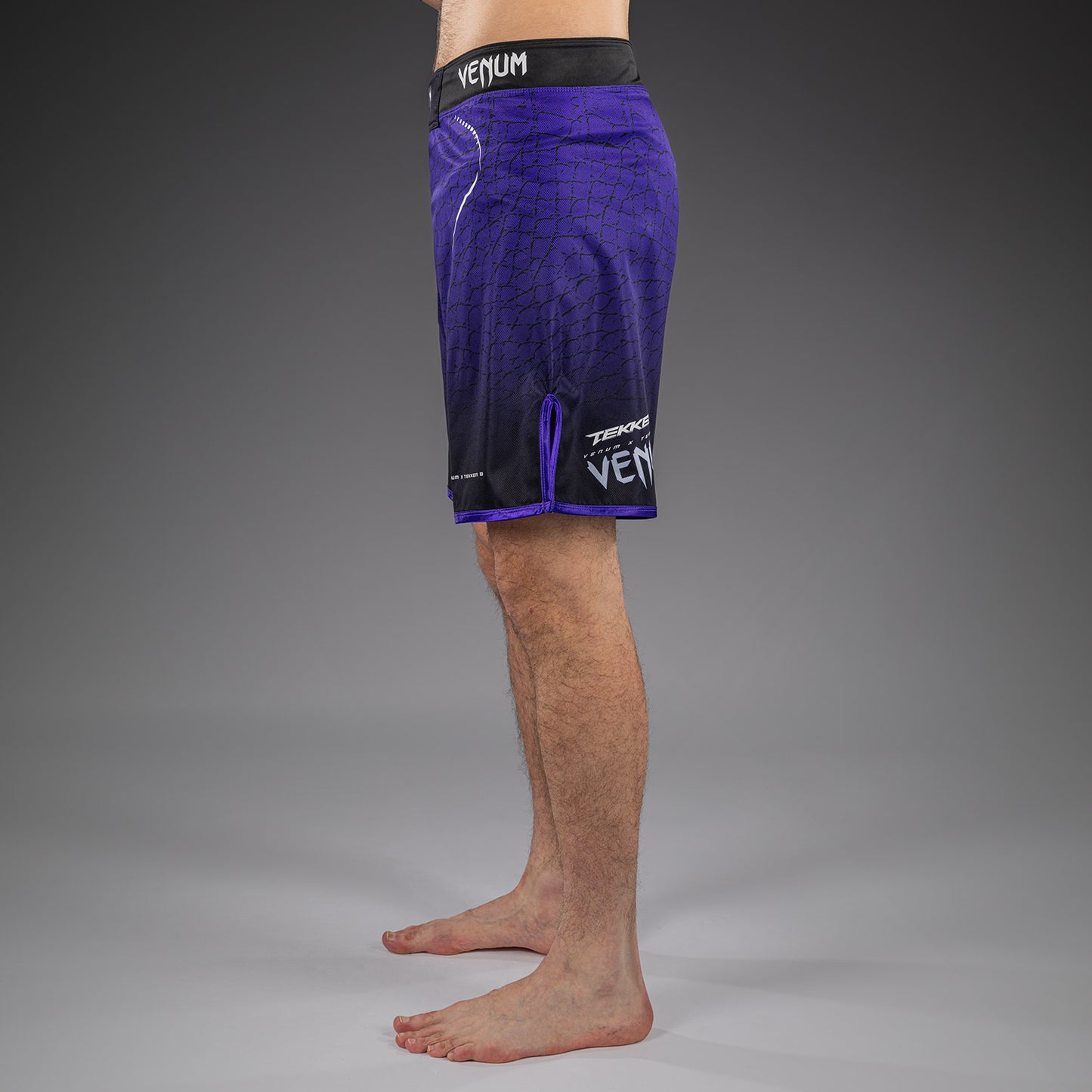 Venum x TEKKEN 8 Fightshorts - Kazuya - Zwart/Paars