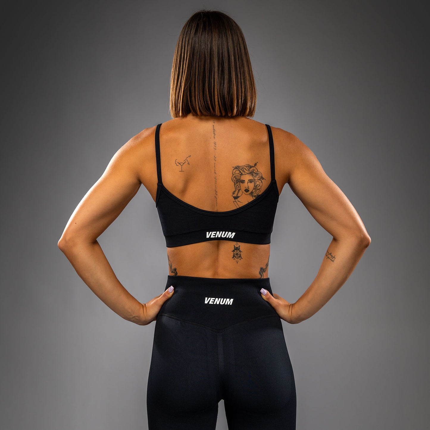 Venum Sculpt Women’s Sportbeha – Zwart/Wit