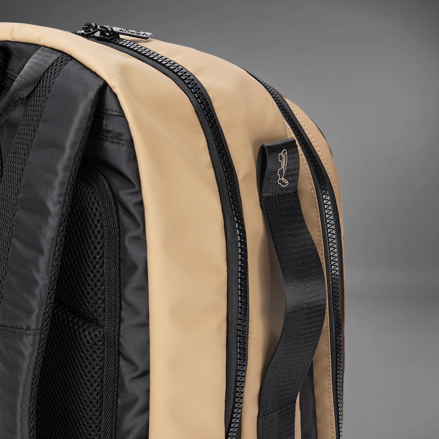 Venum Evo 2 Rugzak (20-25L) – Zwart/Zand