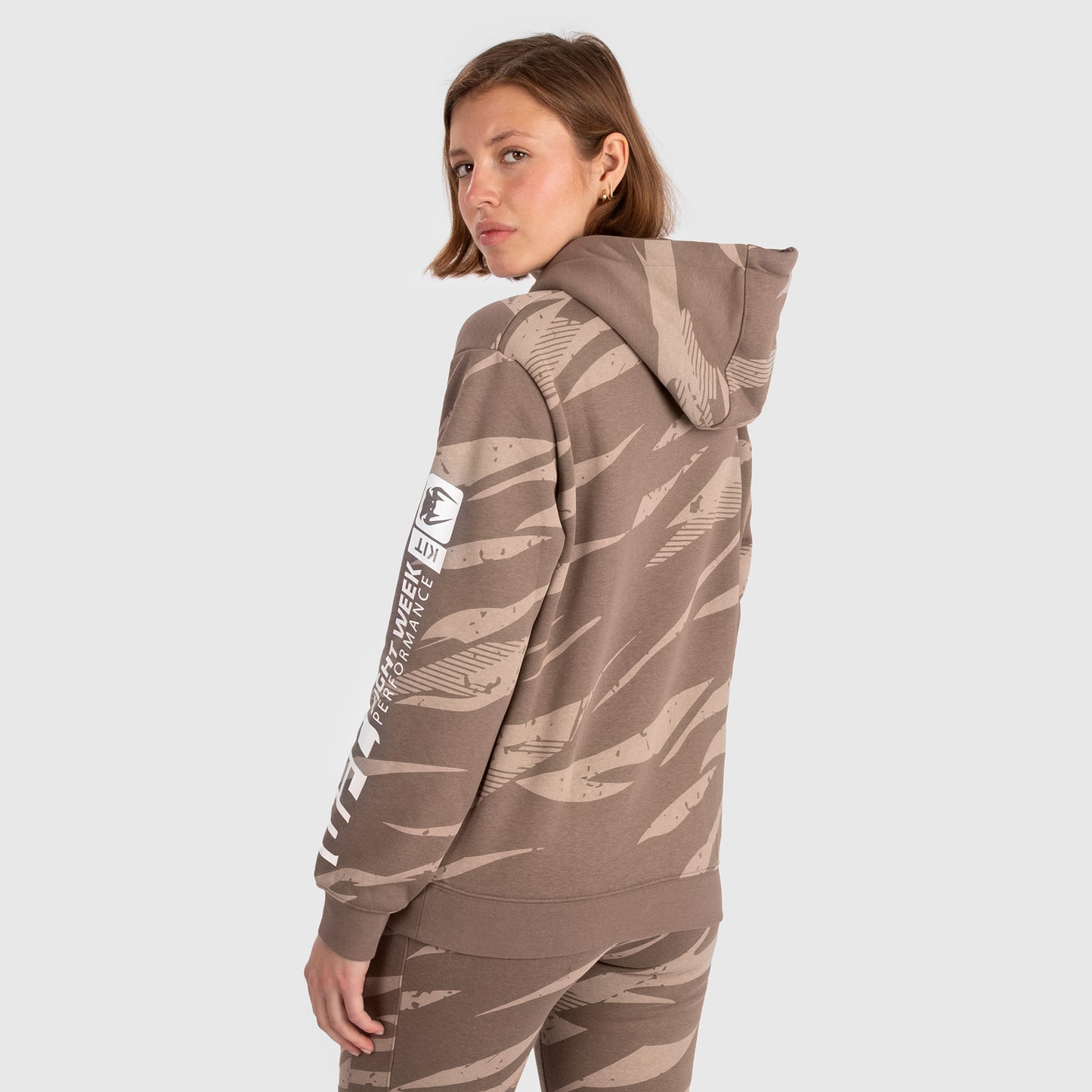 UFC Adrenaline By Venum Fight Week Hoodie Voor Vrouwen - Desert Camo