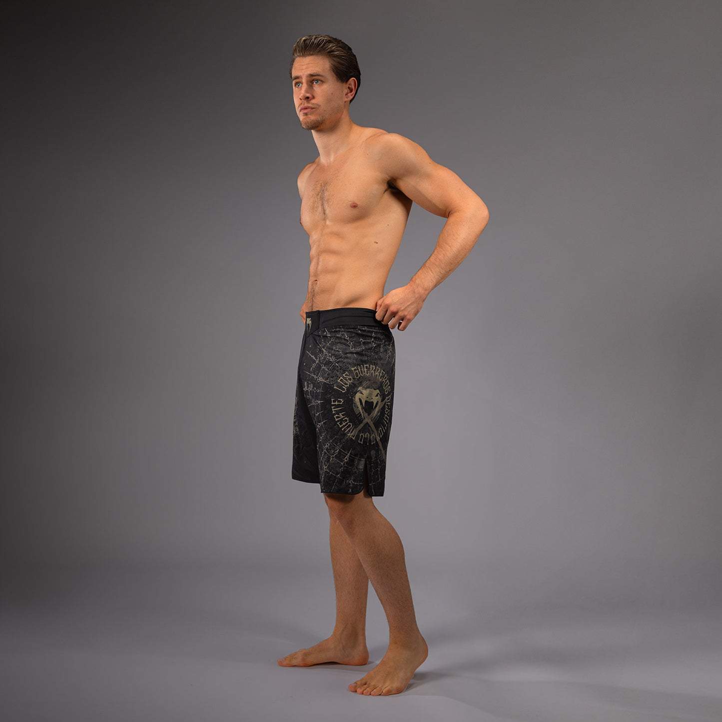 Venum Santa Muerte 5.0 Herenshorts voor Vechtsporten - Diep Zwart/Goud