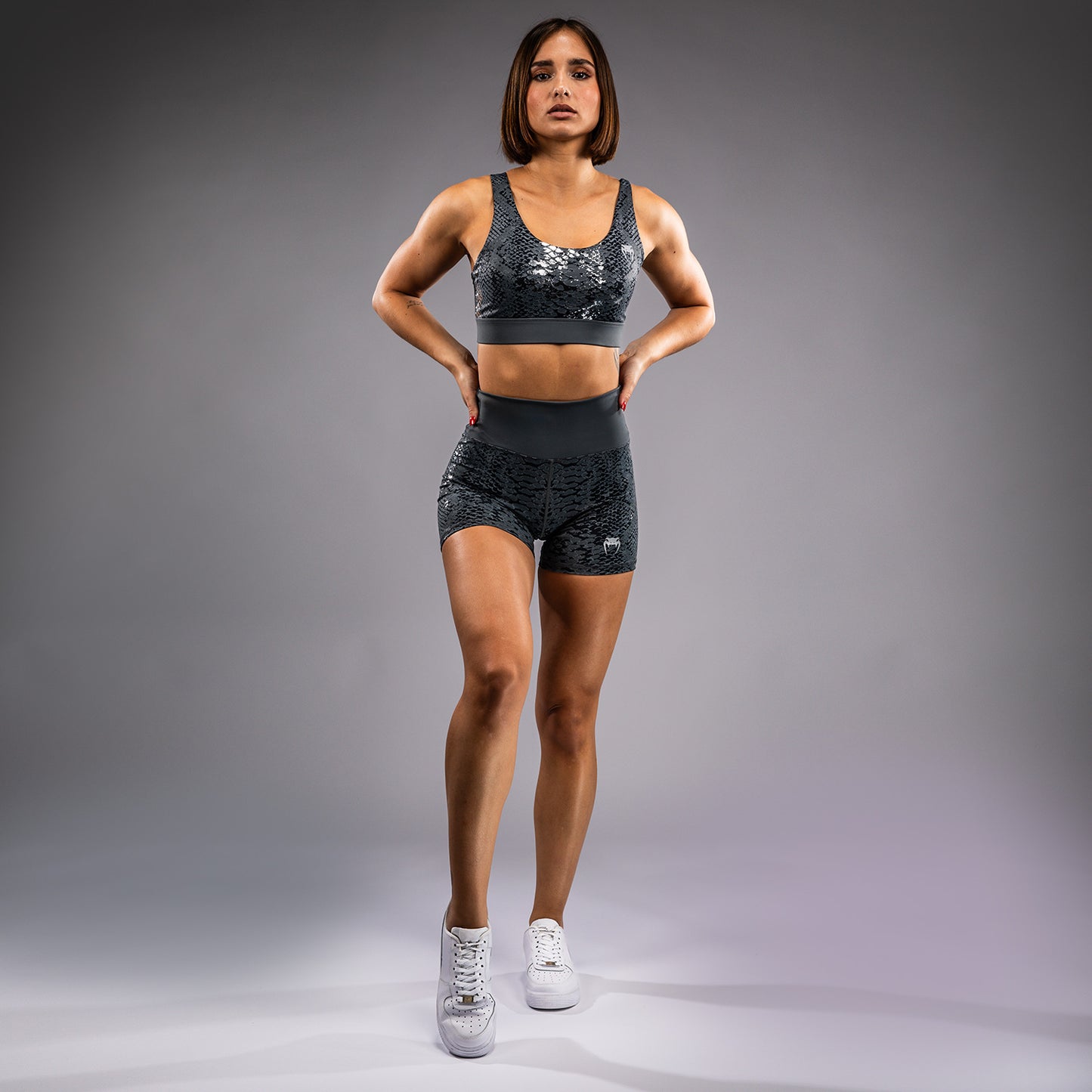Venum Amazonia Dames Compressie Shorts - Donkergrijs