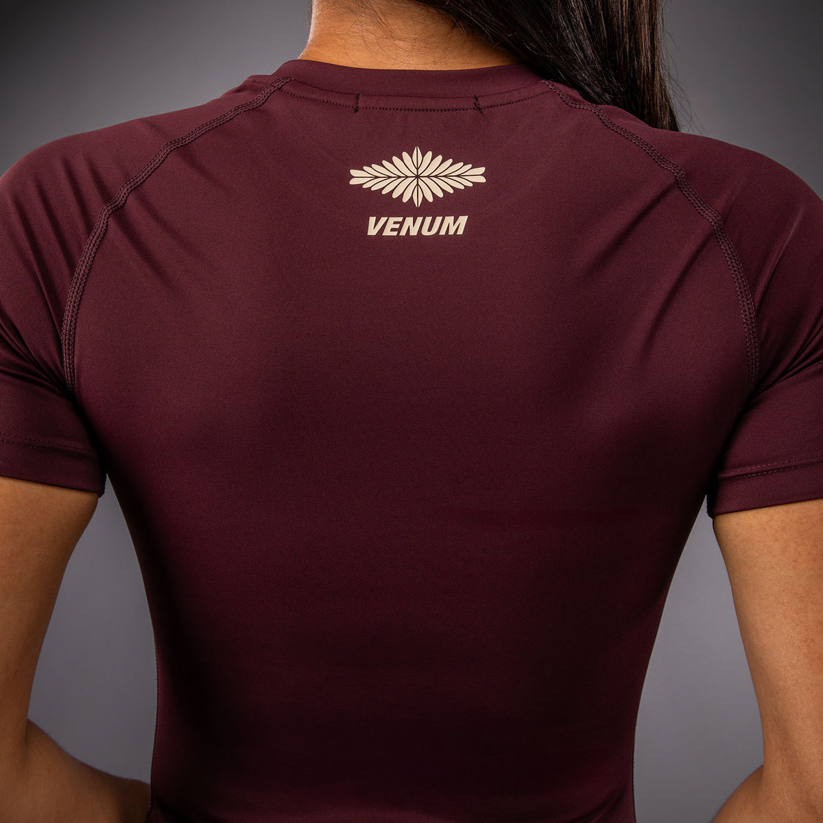 Venum Talisman Rashguard met Korte Mouwen - Pruim