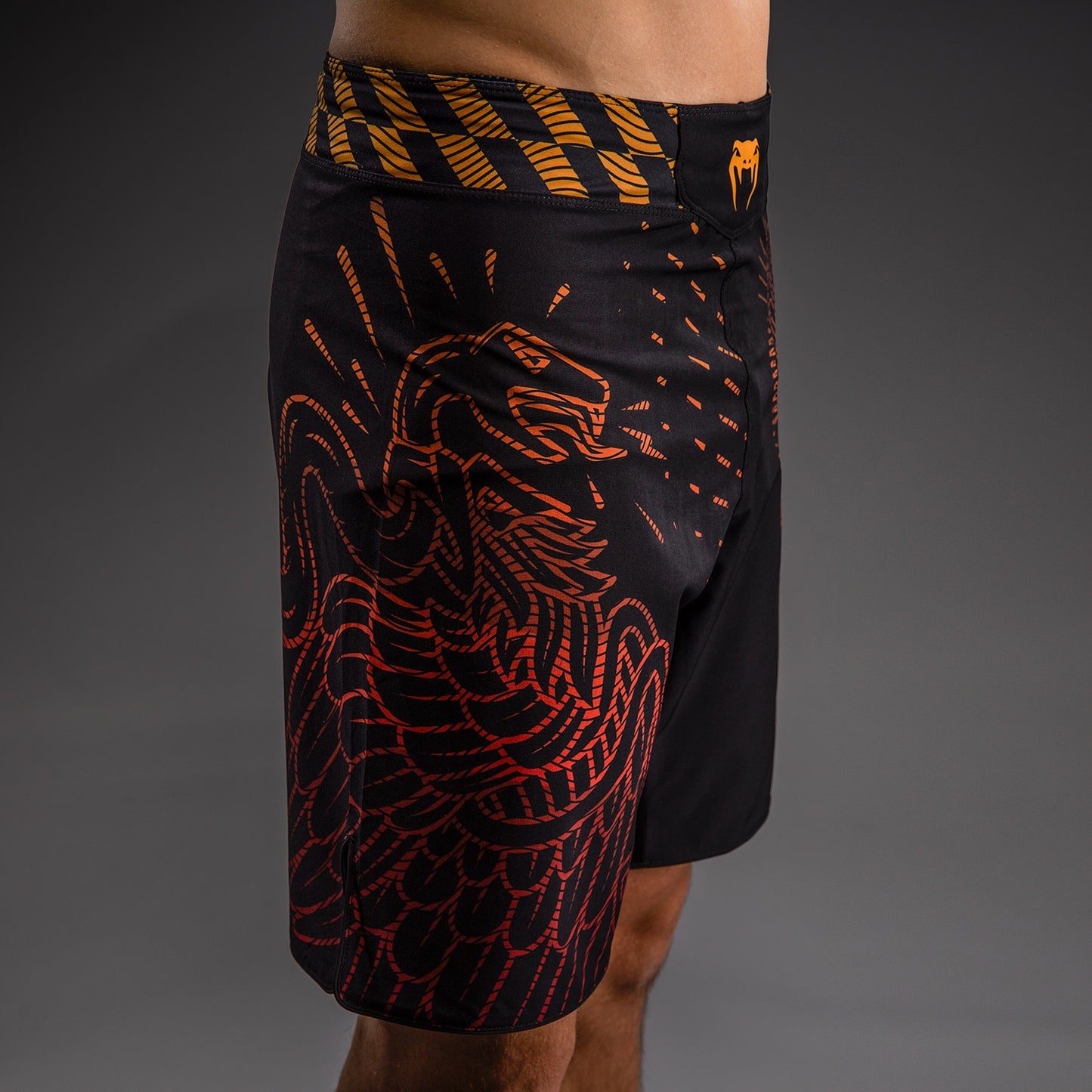 Venum Quetzal Fury Fightshorts - Zwart/Fury Rood/Tangerine