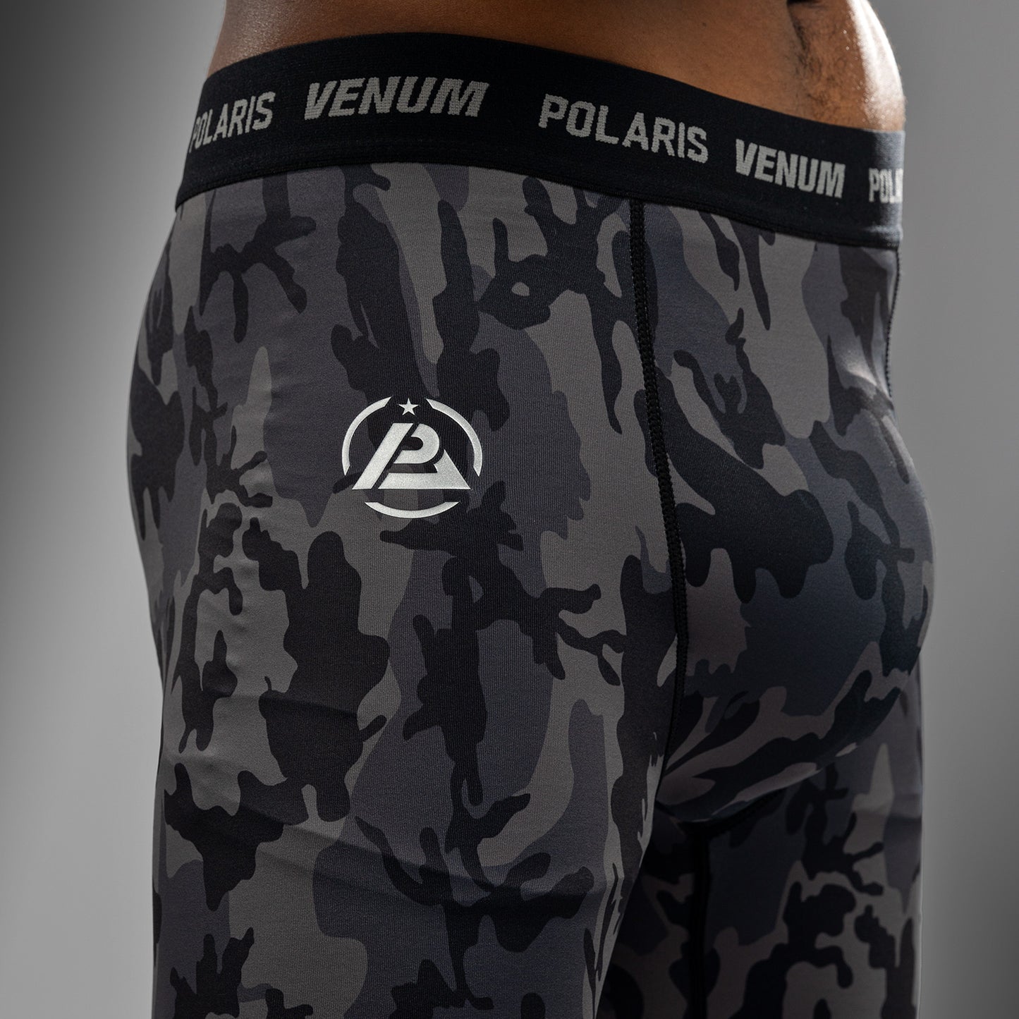 Venum x Polaris Vale Tudo Shorts - Zwart/Storm Grijs