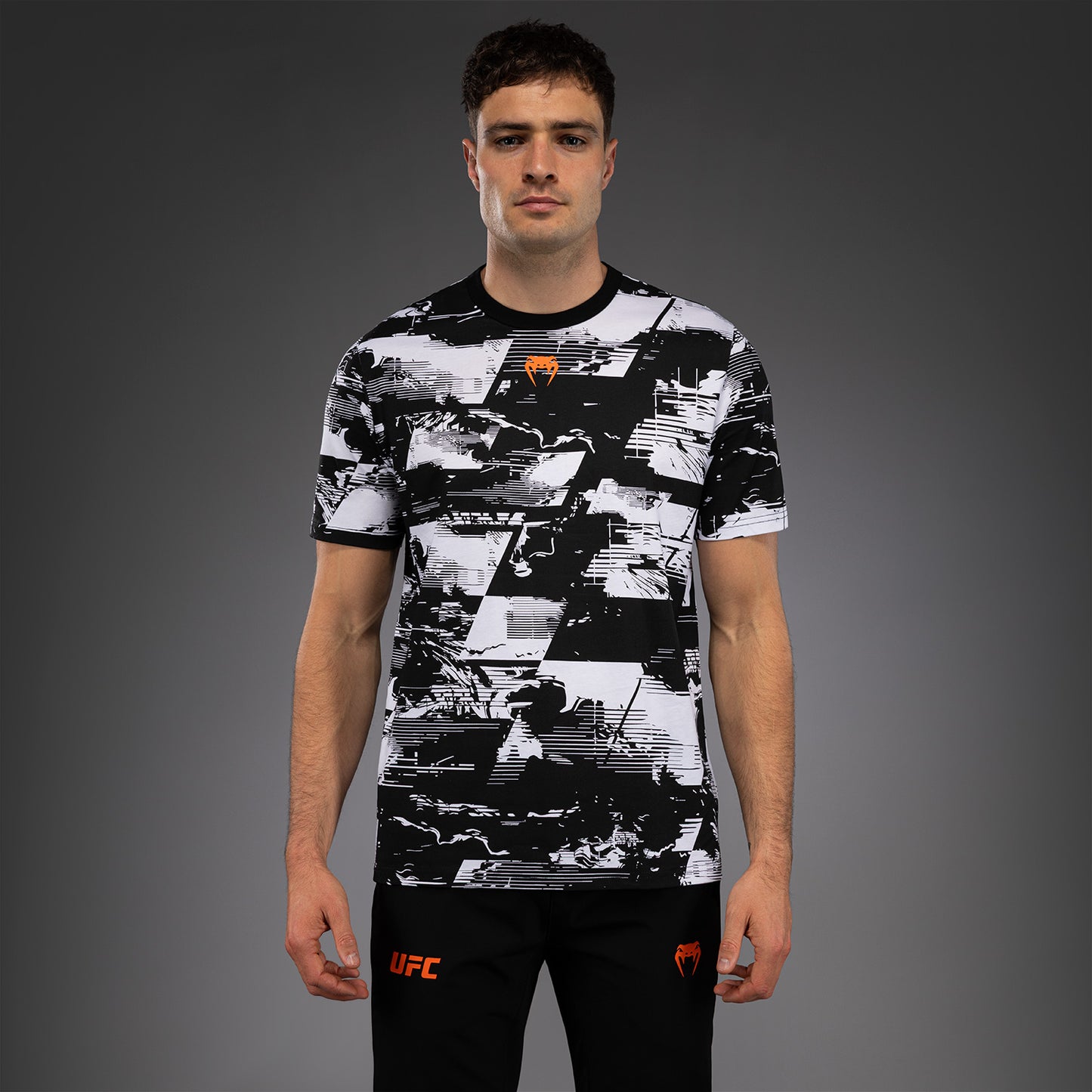 UFC Zenith by Venum Authentic Fight Week Shortsleeve T-shirt Heren - Wit