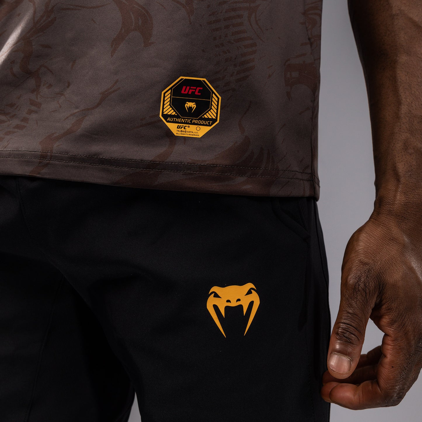 UFC Fusion by Venum Fight Week Dry-Tech T-shirt voor Heren - Earthen Brown