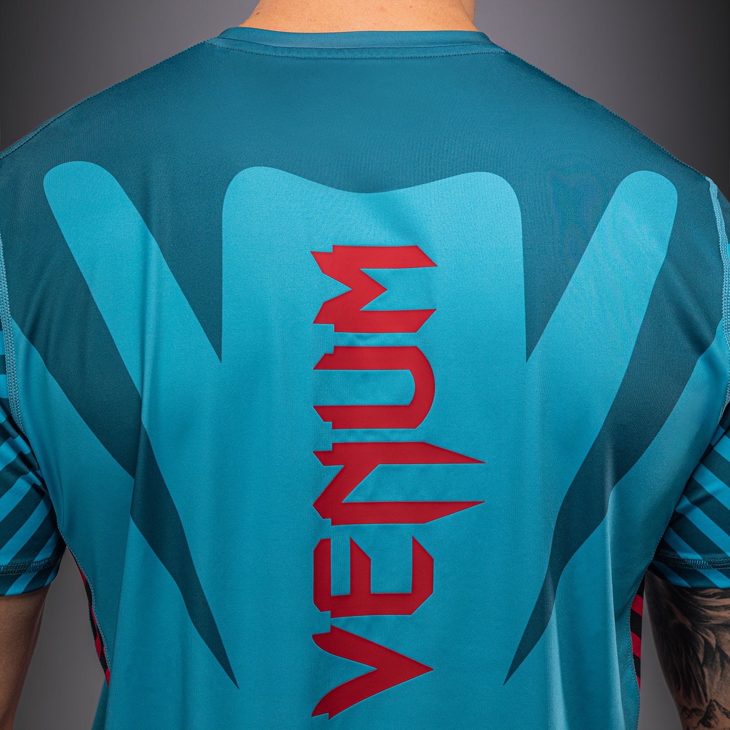 Venum Attack 90 Dry Tech T-shirt – Turkoois/Rood