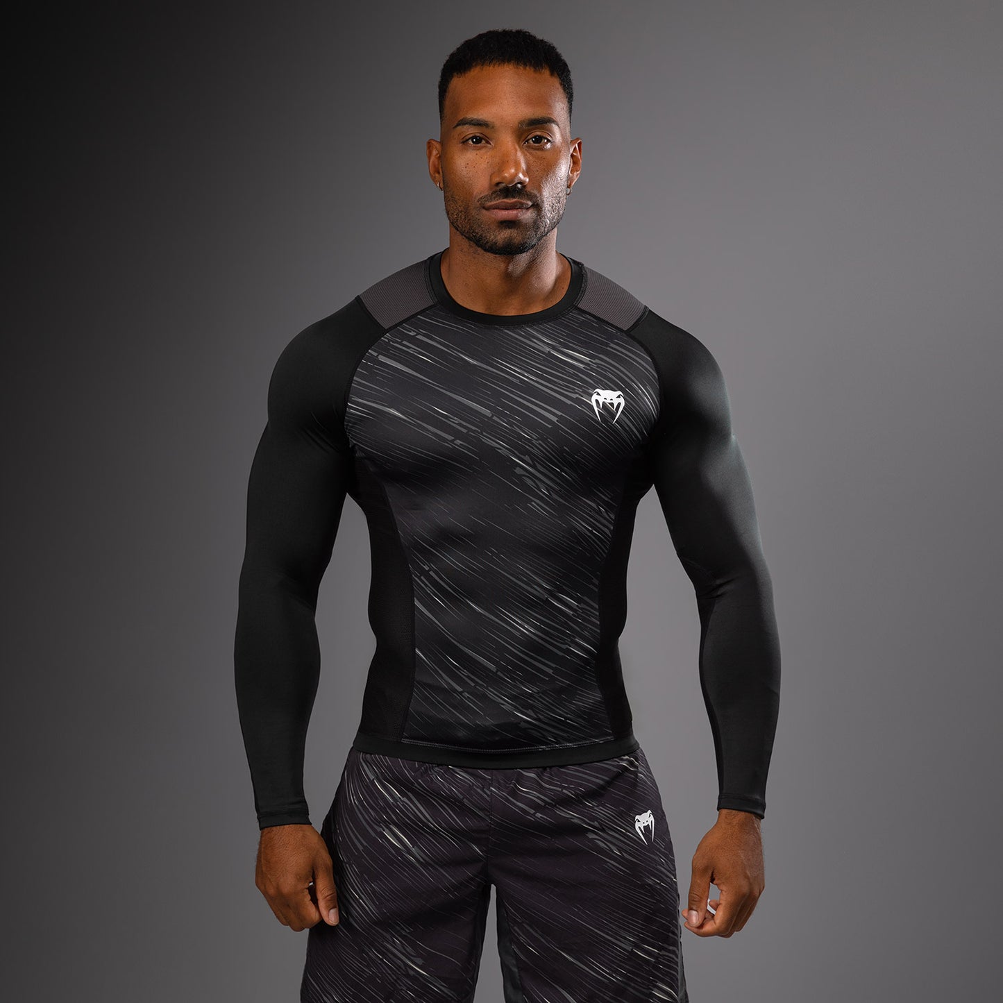 Venum Rapid Lange Mouwen Rashguard - Zwart/Stormgrijs
