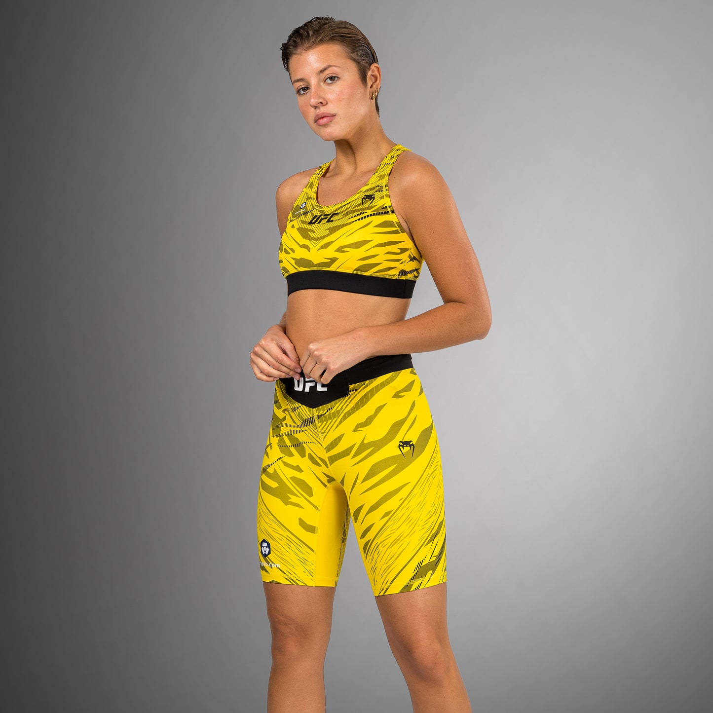 UFC Fusion by Venum Authentic Fight Night Vale Tudo Shorts voor Dames - Lang Fit - Geel