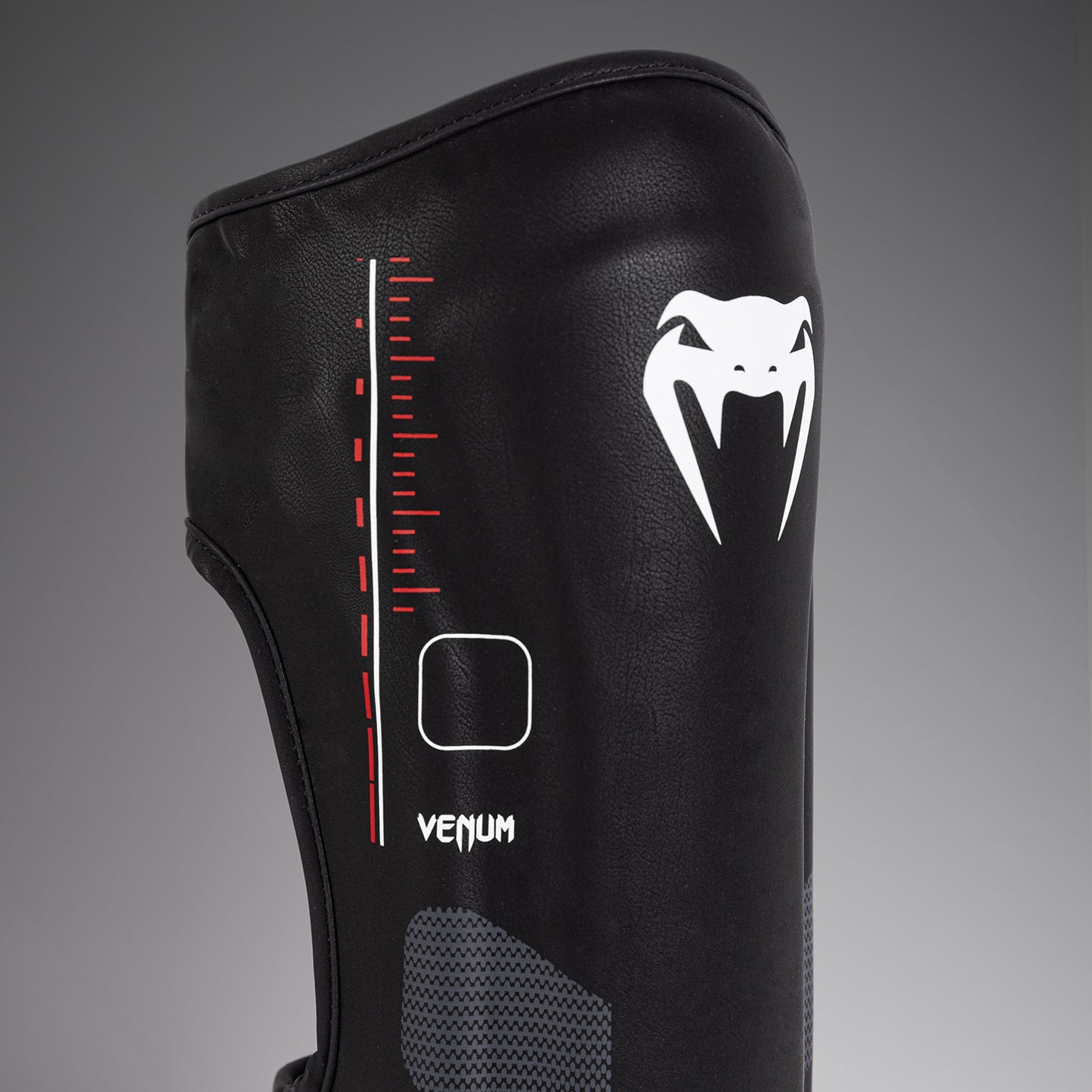 Venum Tactical XT Scheenbeschermers - Zwart/Vuurrood