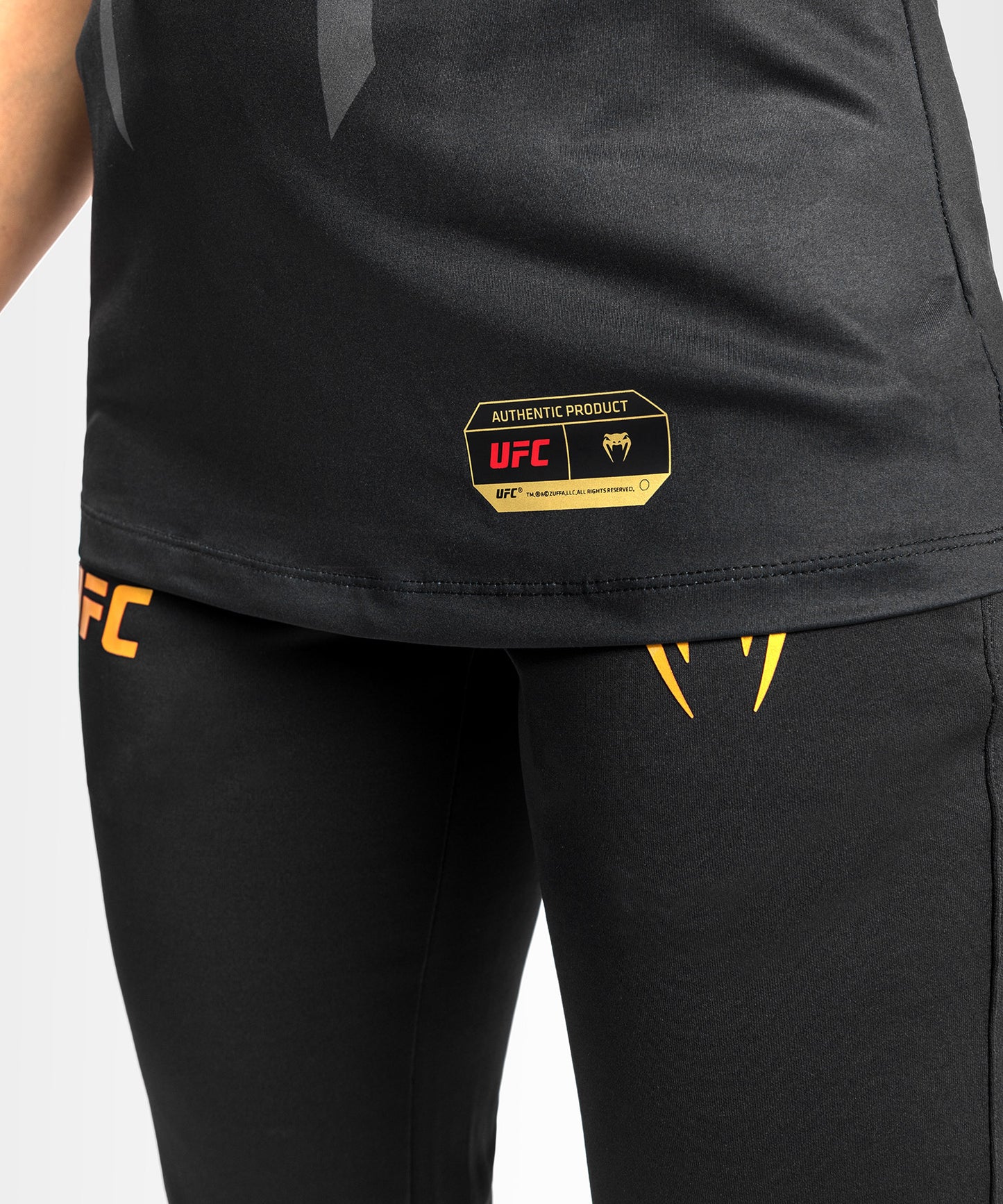 UFC Venum Authentic Fight Night 2.0 Dames Walkout Jersey - Kampioen