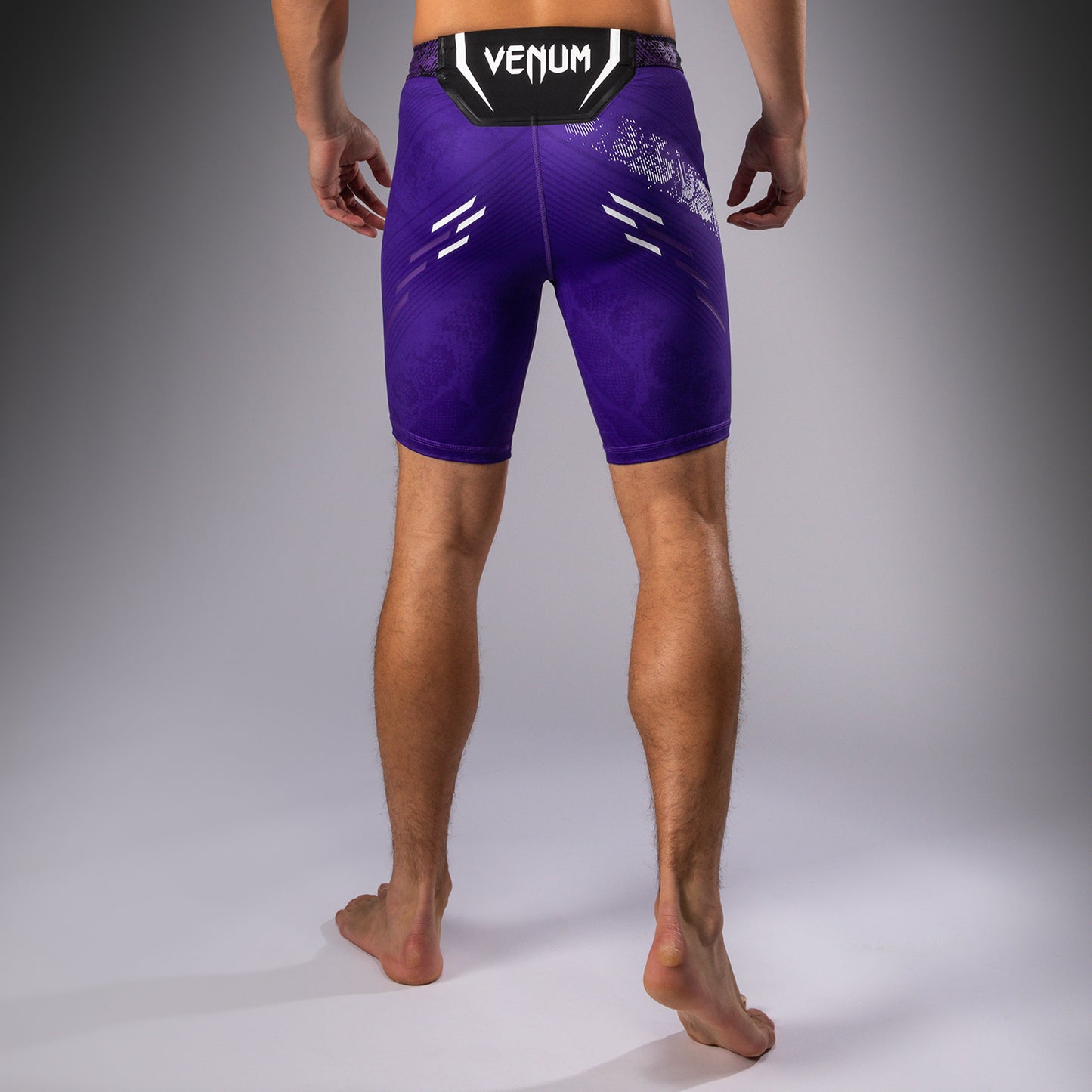 UFC Adrenaline by Venum Authentic Fight Night Vale Tudo Shorts voor Heren - Paars