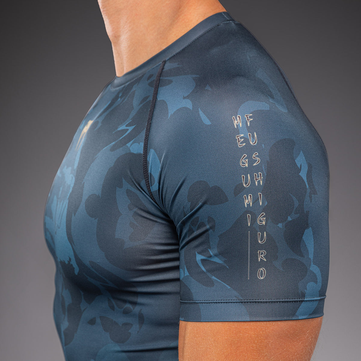Jujutsu Kaisen x Venum Fushiguro Rashguard met korte mouwen – Oceaan Blauw