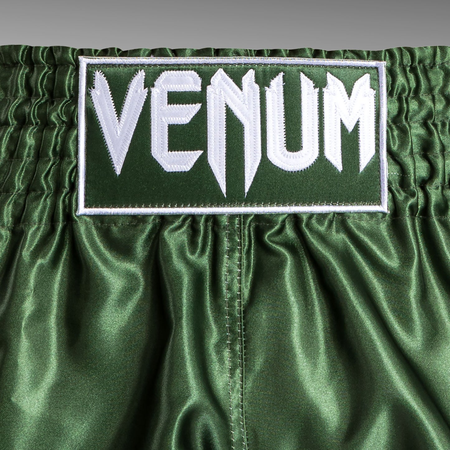 Venum Classic Muay Thai-short Khaki/Wit