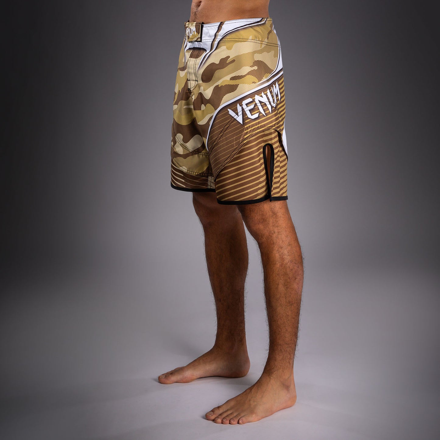 Venum Camo Hero Fightshorts - Lichtbeige/Bruin