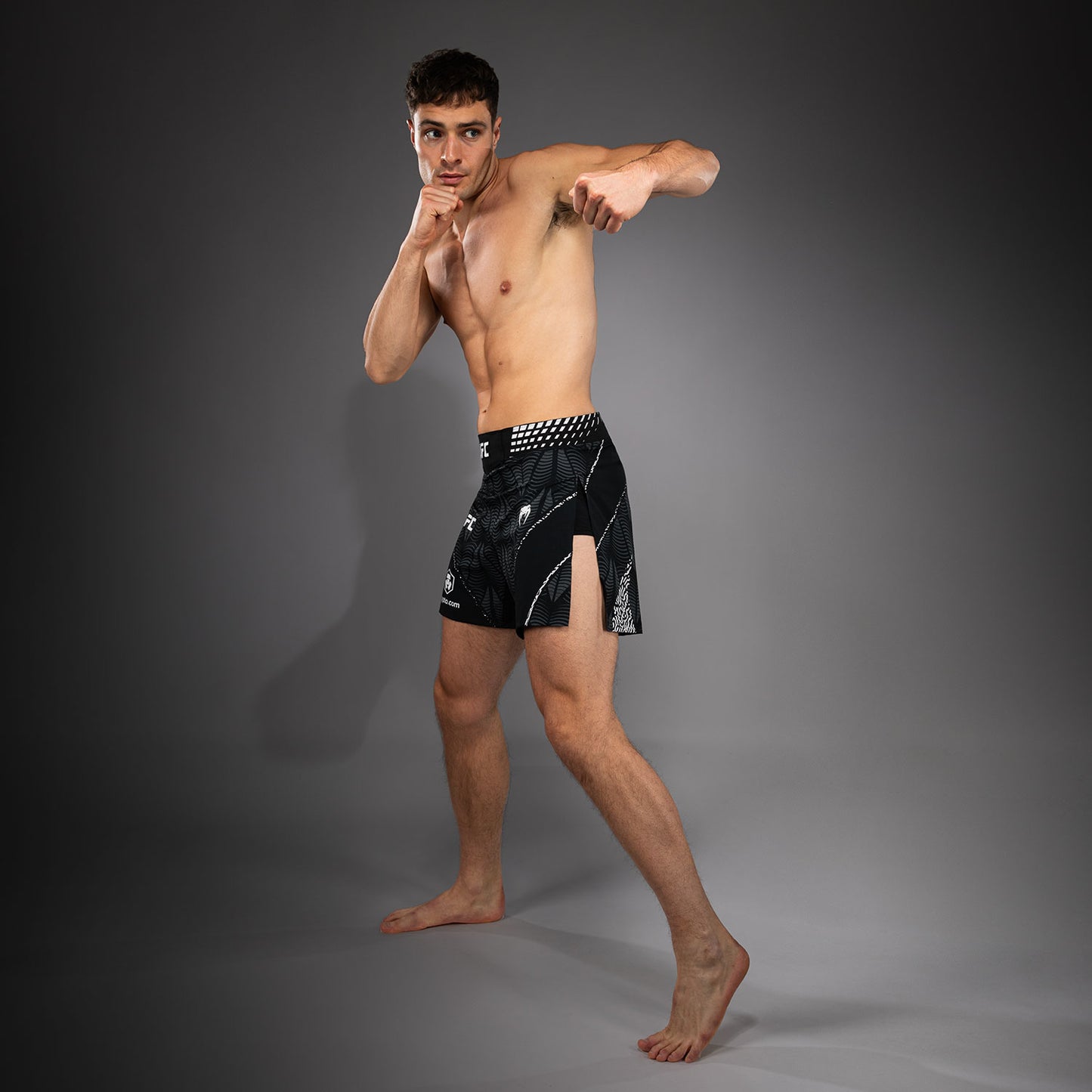 UFC Zenith by Venum Authentic Fight Night Gladiator Fight Short Heren - Zwart