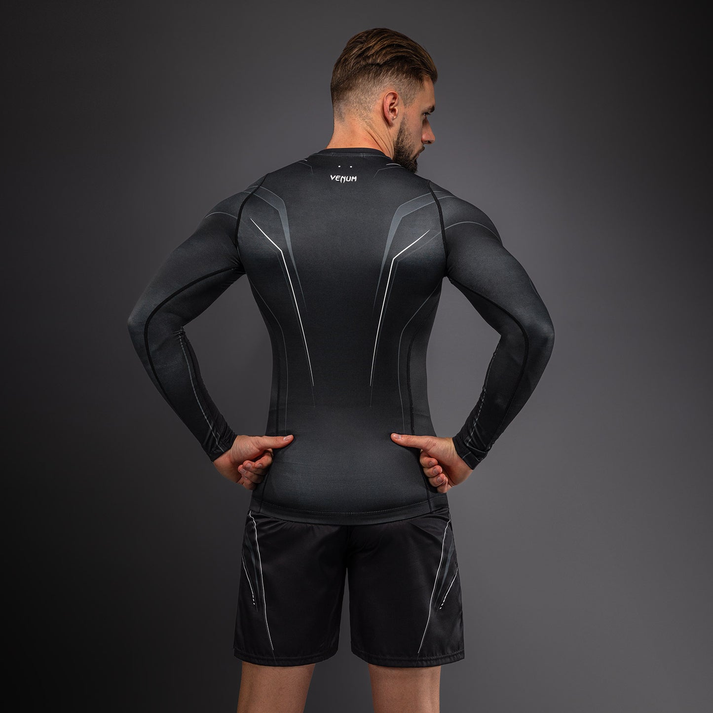 Venum Streamline Rashguard met lange mouwen – Zwart/Wit