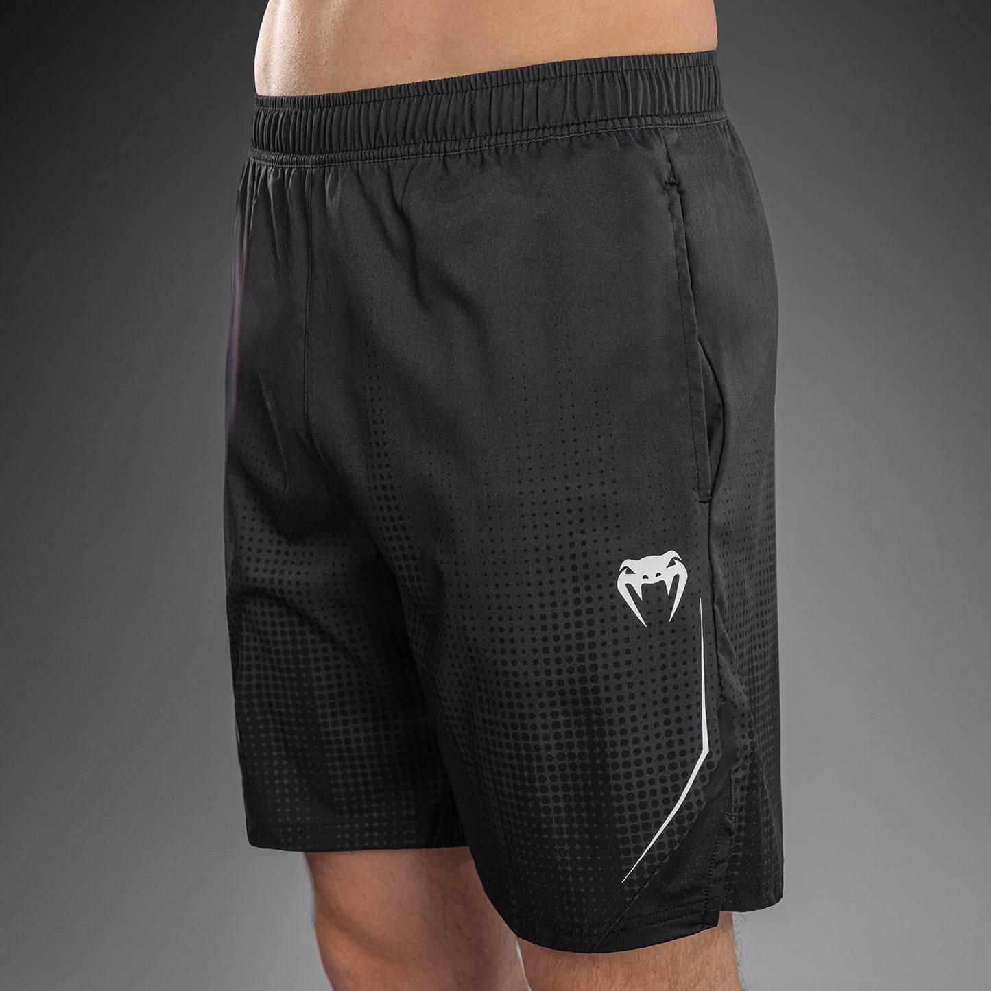 Venum Stealth Trainingsshorts – Zwart/Wit