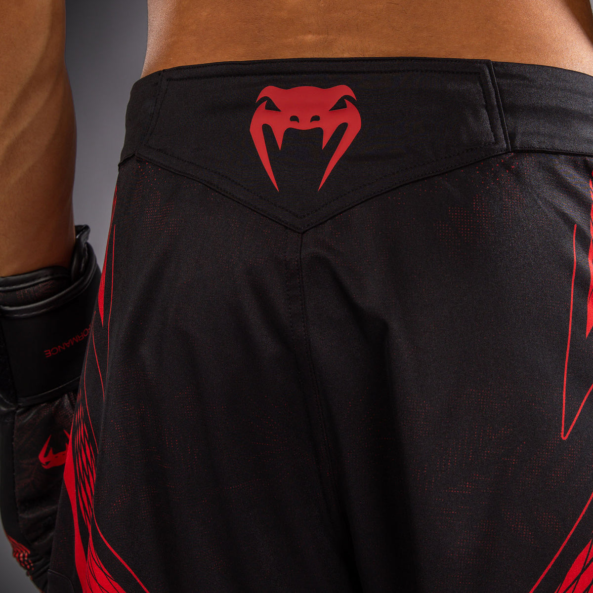 Venum Amazonia Reborn MMA-short - Zwart/Rood