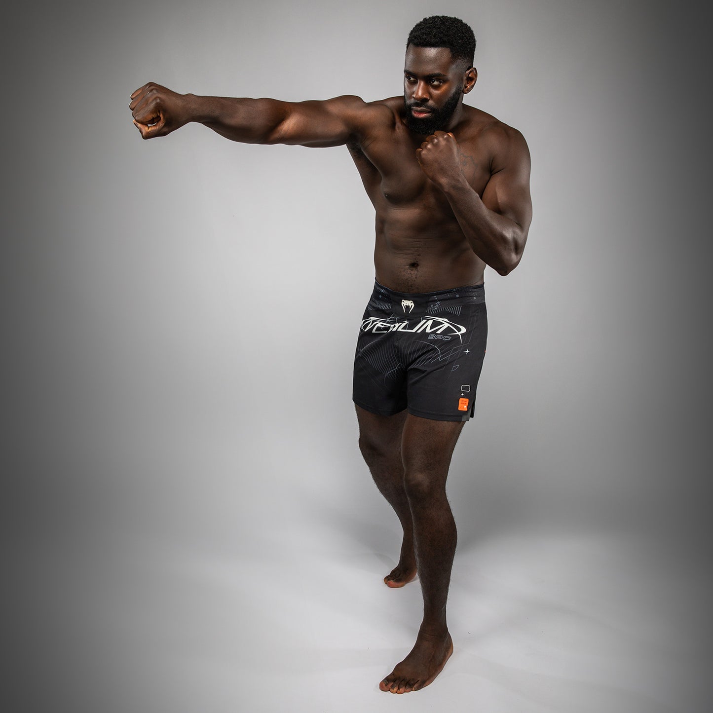 Venum Eclipse Fight Shorts – Zwart/Ivoor