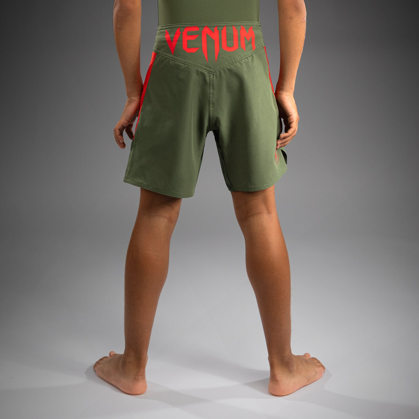 Venum Light Fightshorts voor Kinderen - Army Green/Orange