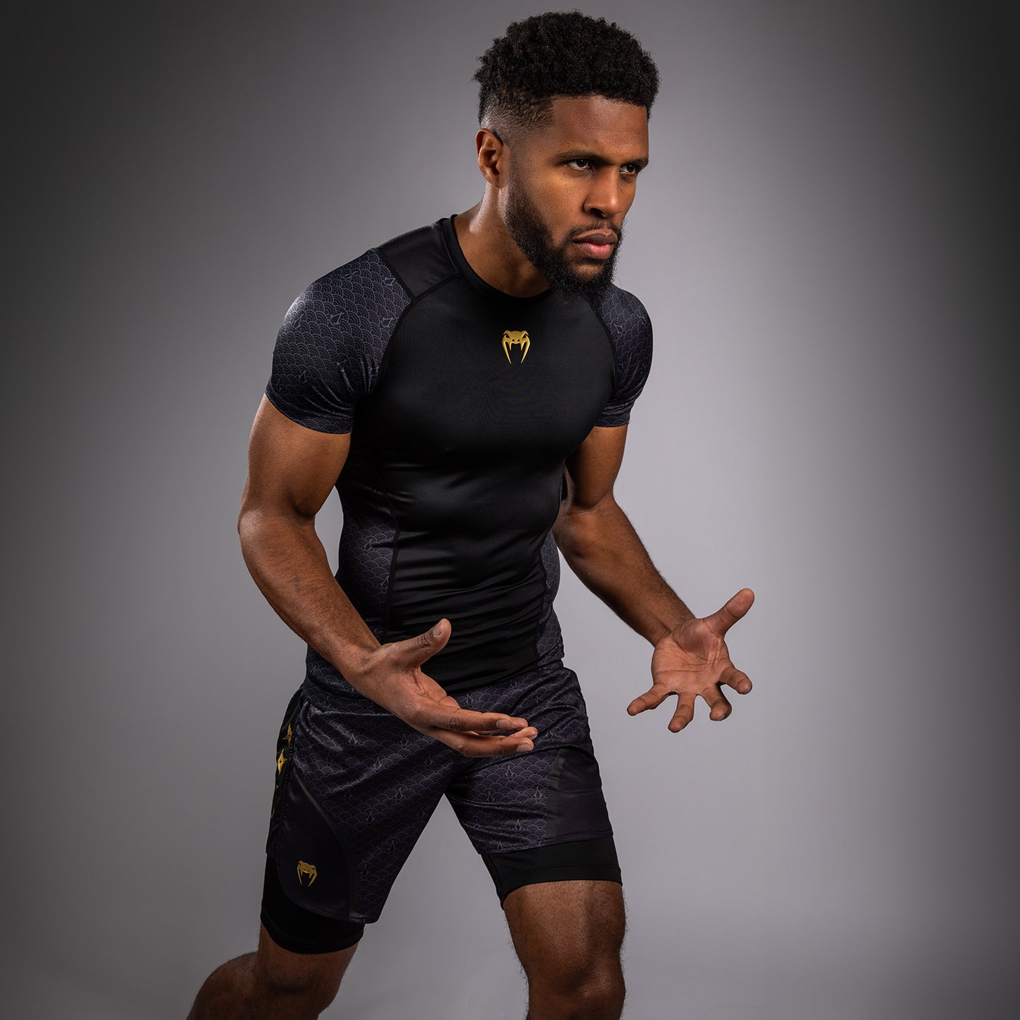 Venum x Assassin’s Creed Shadows Heren-Rashguard met korte mouwen - Zwart