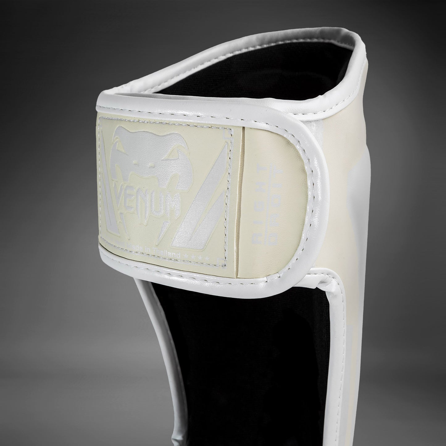 Venum Elite scheenbeschermers - Wit