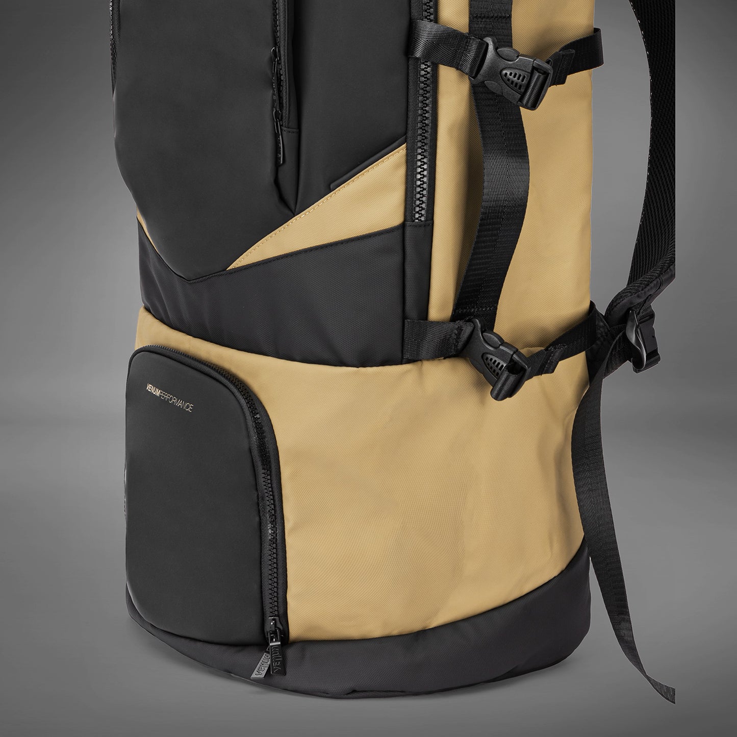 Venum Evo 2 Xtrem Rugzak (50-63L) – Zwart/Zand
