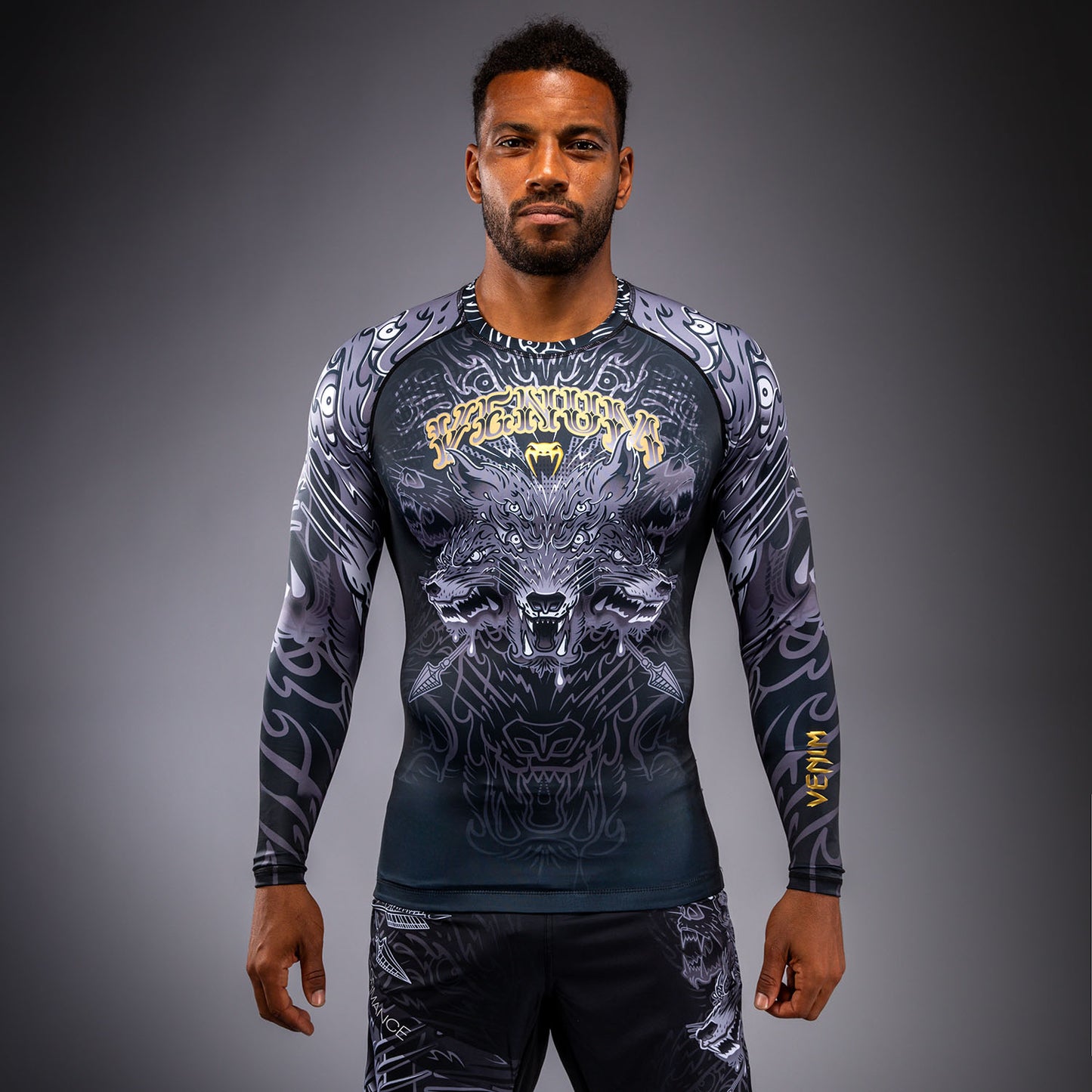 Venum Wolf Atak Rashguard met lange mouwen – Zwart/Grijs