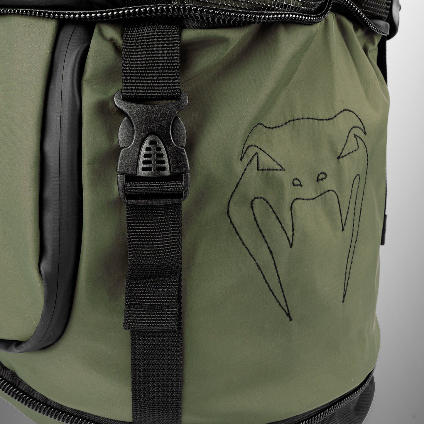 Venum Challenger Xtrem Evo Rugzak (50-63L) – Kaki/Zwart