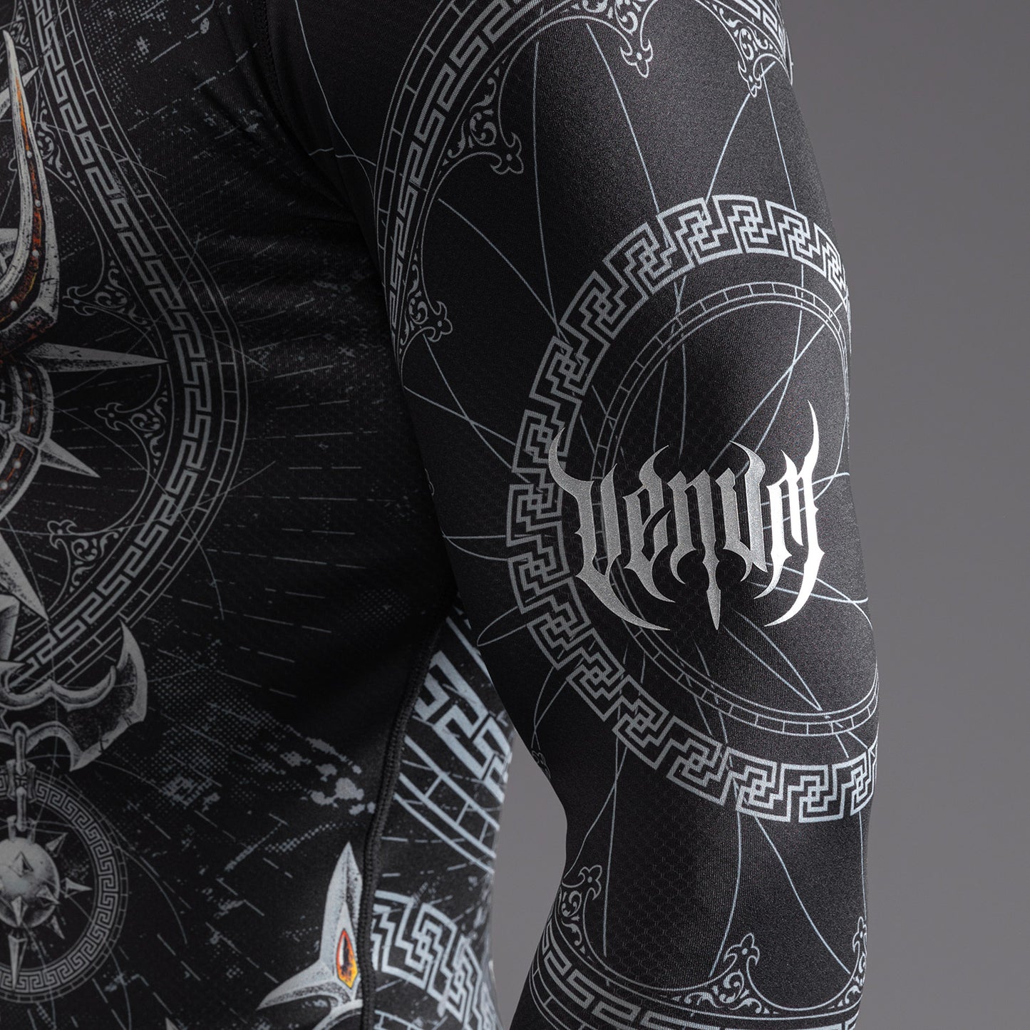 Venum Gladiator 5.0 Heren Lange Mouwen Rashguard - Zwart/Zilver