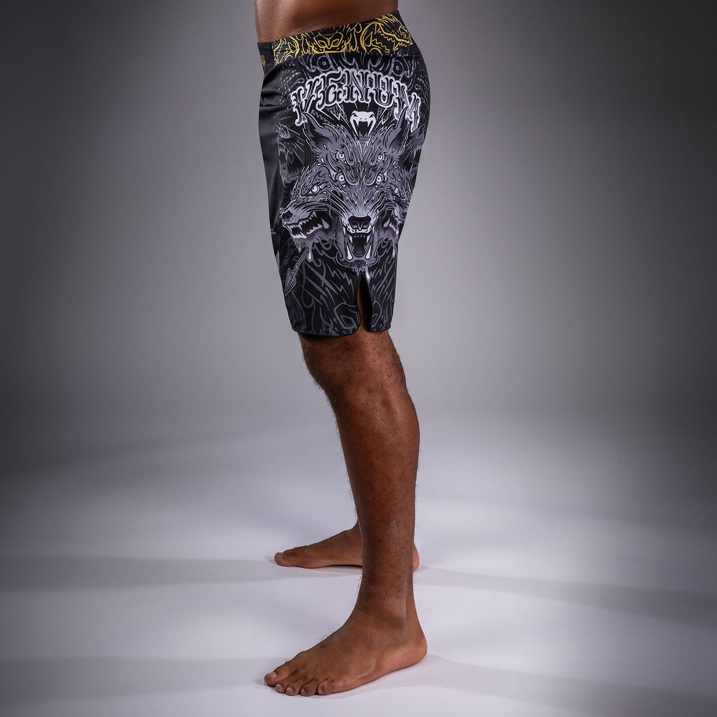 Venum Wolf Atak Fightshorts – Zwart/Grijs