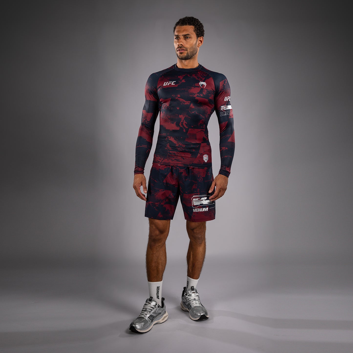 UFC Zenith by Venum Authentic Fight Week Performance Longsleeve Rashguard Heren - Marineblauw/Bordeauxrood/Zilver