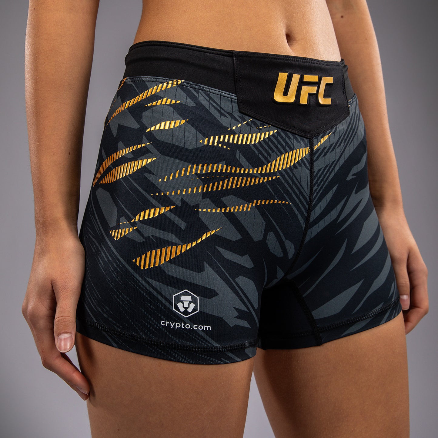 UFC Fusion by Venum Authentic Fight Night Vale Tudo Shorts voor Dames - Kort Fit - Champion