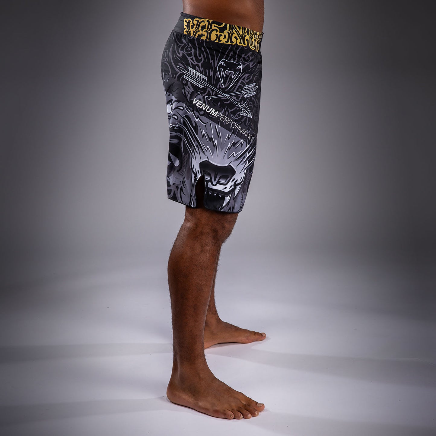 Venum Wolf Atak Fightshorts – Zwart/Grijs