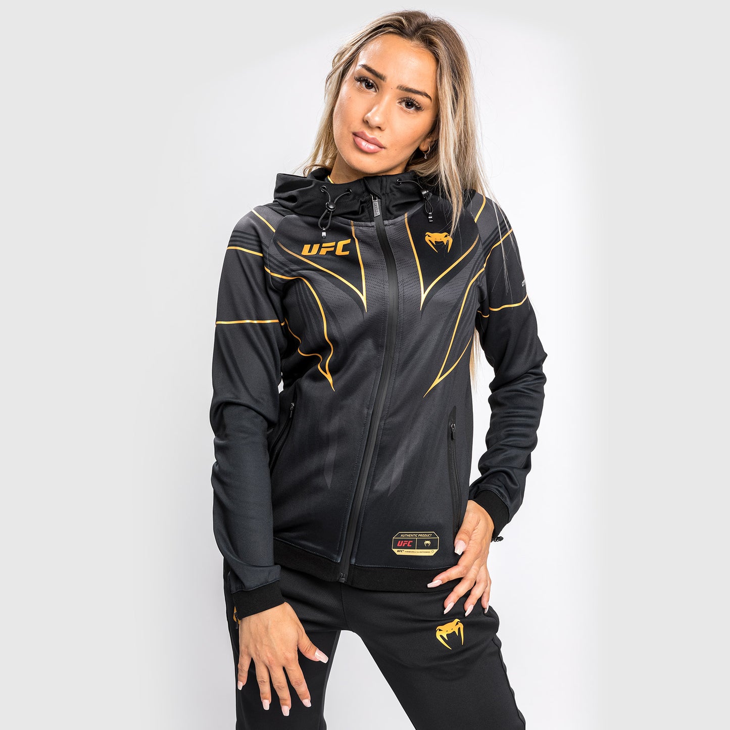 UFC Venum Authentic Fight Night 2.0 Vrouwen Walkout Hoodie - Champion