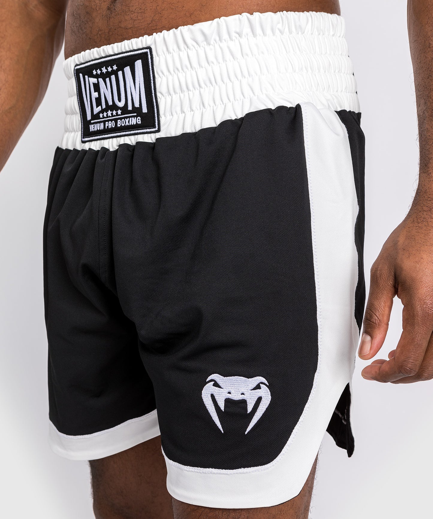 Venum Classic Boksshort - Zwart/Wit