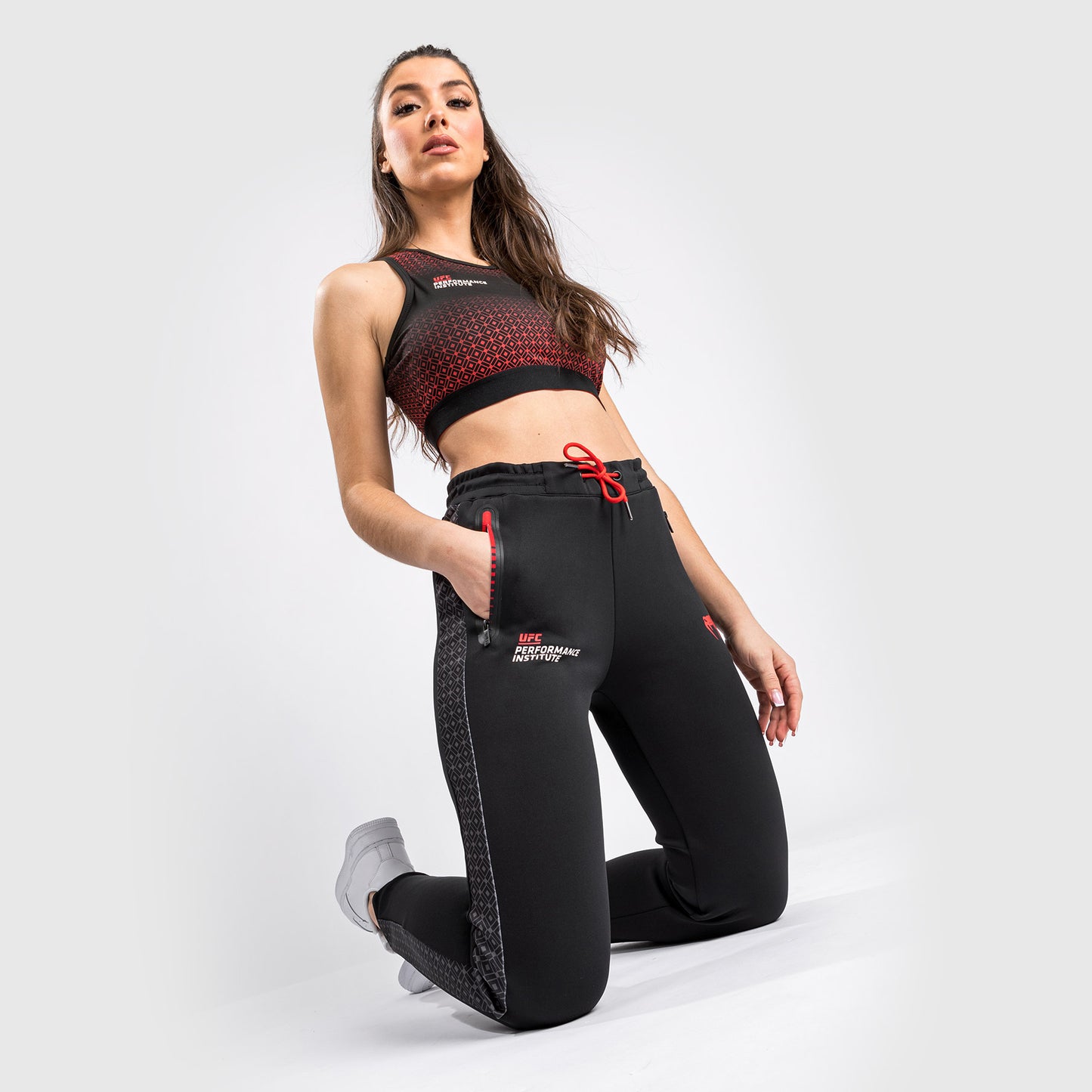 Venum UFC Performance Institute Sweatpants - Voor Dames - Zwart/Rood