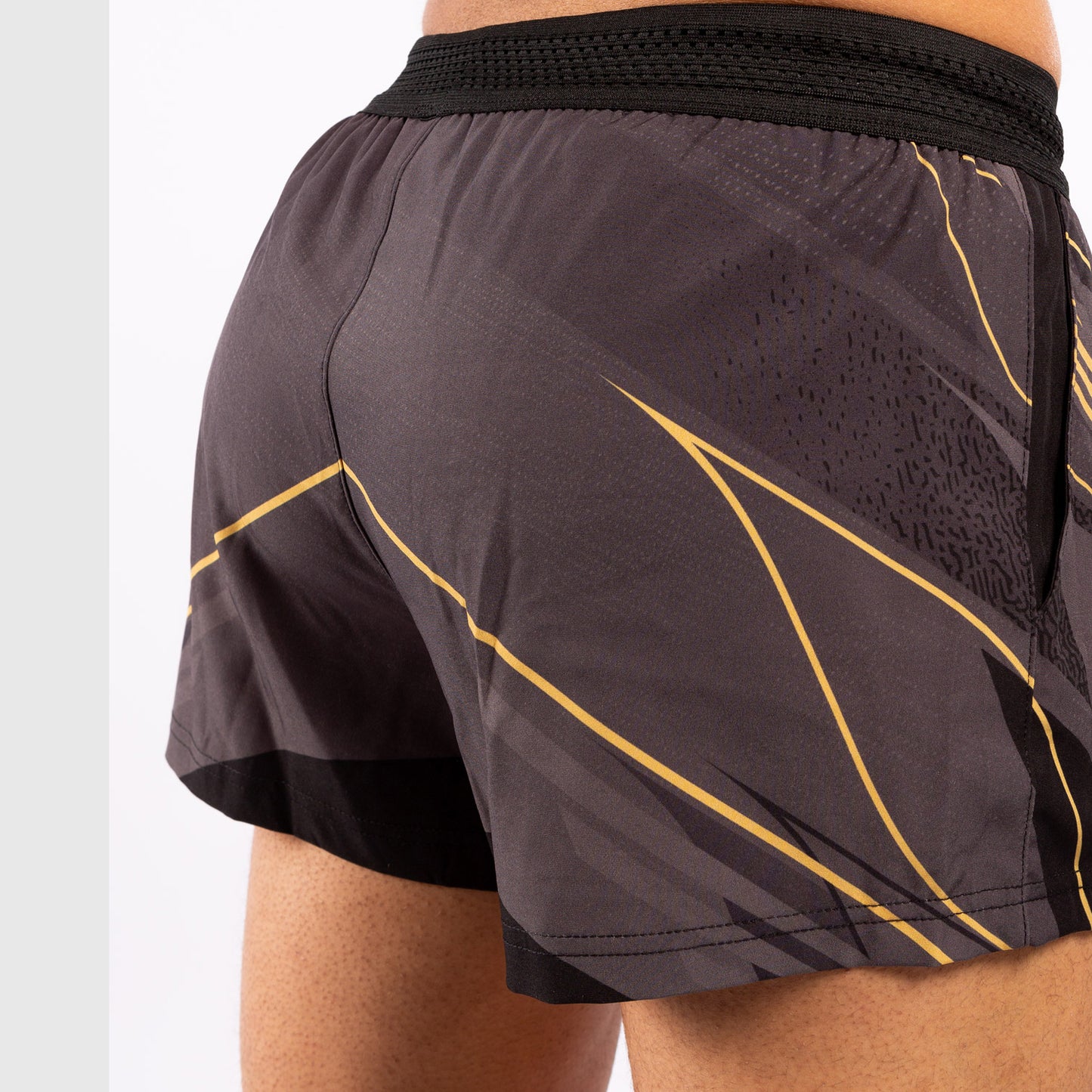 UFC Venum Replica Damesshort - Champion