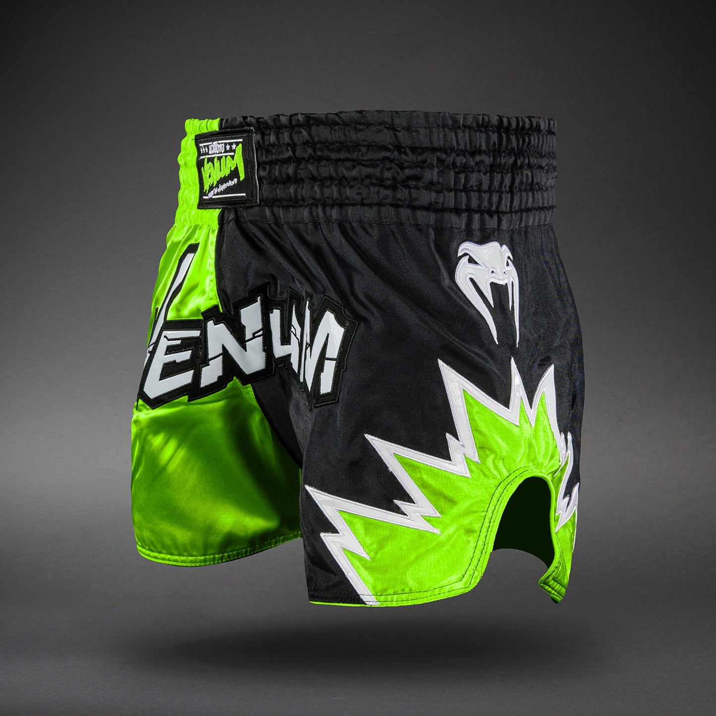 Venum Inferno 2.0 Muay Thai Shorts - Groen/Zwart