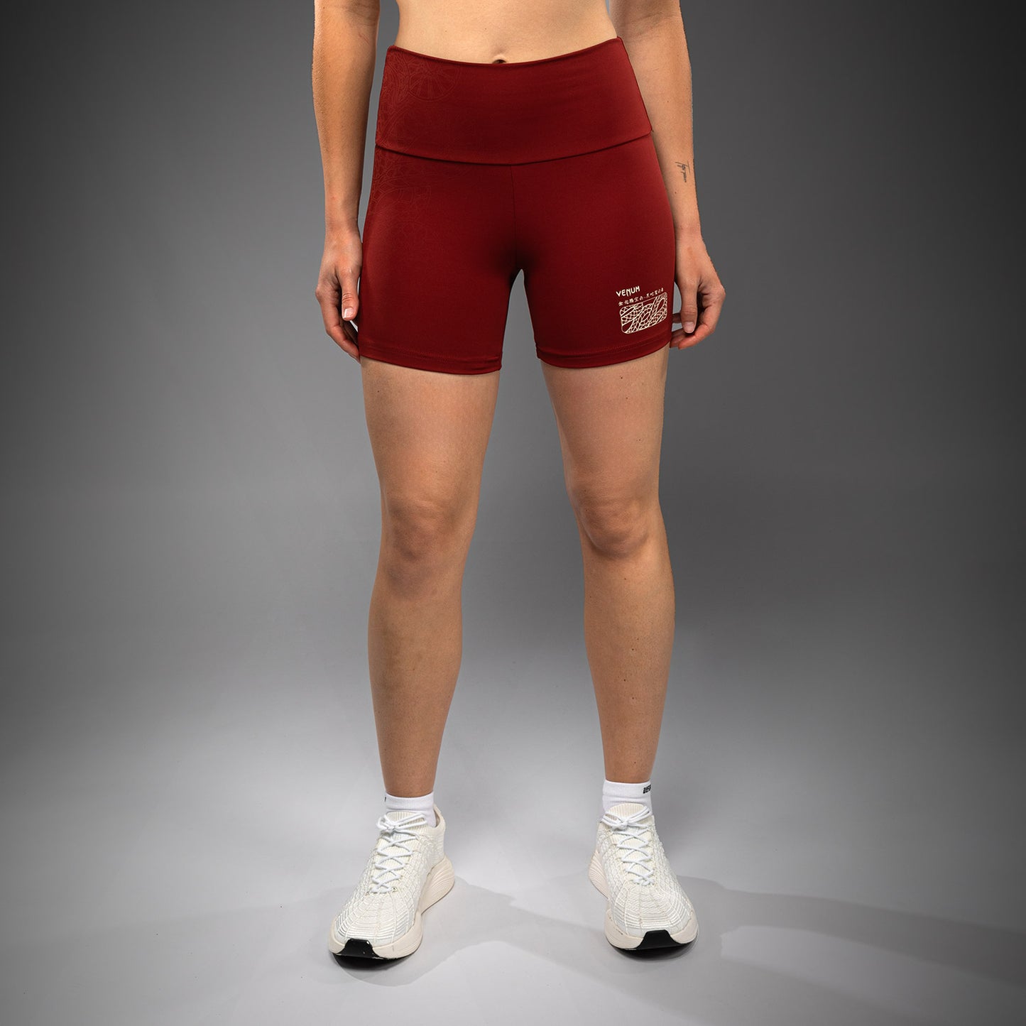 Venum Serpenti Dames Vale Tudo Shorts – Bourgondië/Ivoor