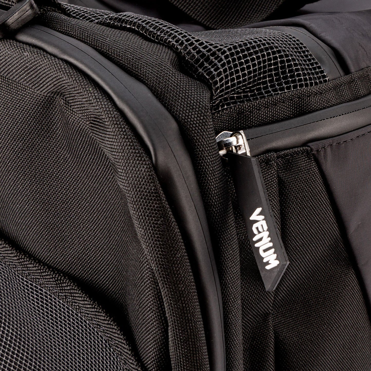 Venum Trainer Lite Evo Sporttassen (48L)