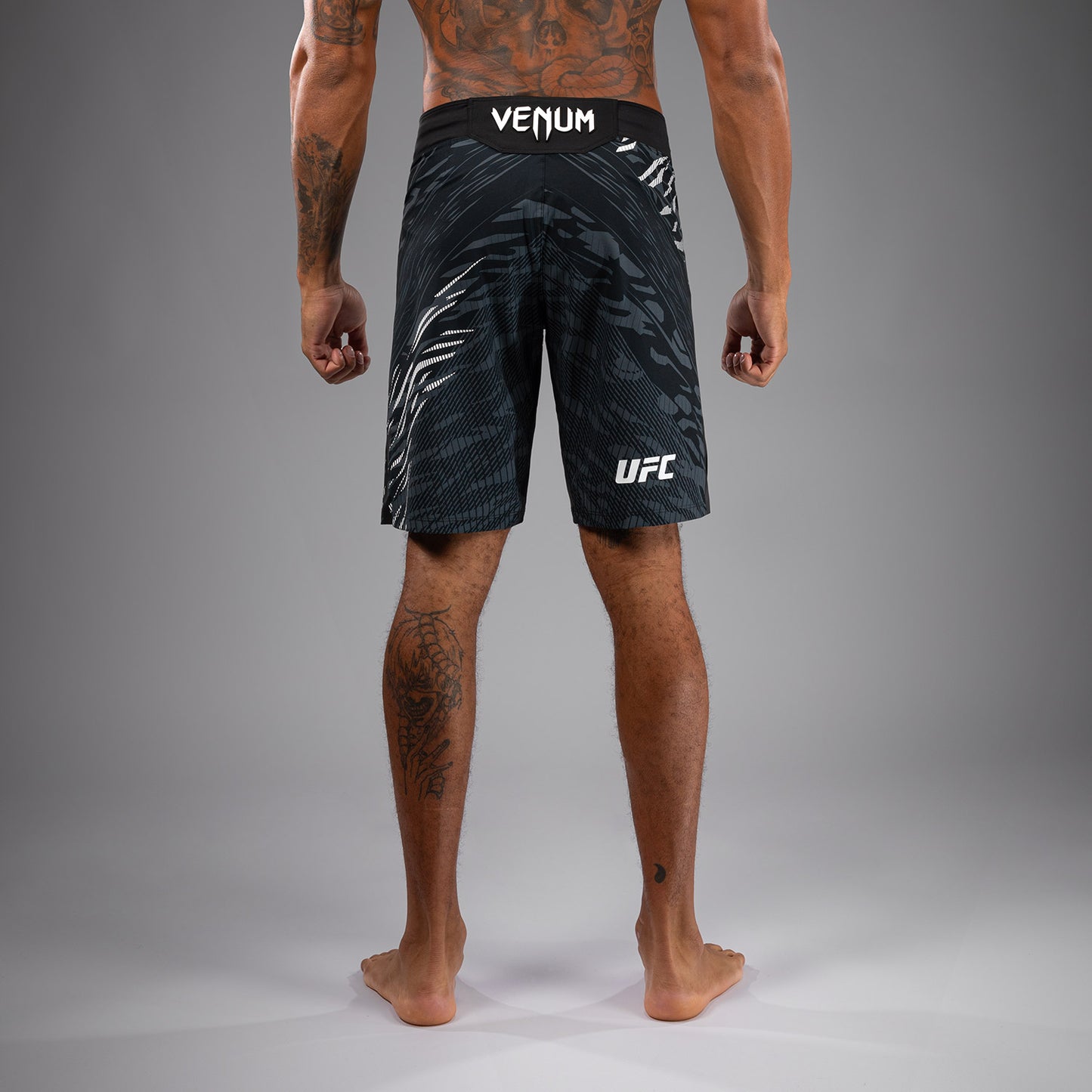 UFC Fusion by Venum Authentic Fight Night Fight Shorts voor Heren - Lang Fit - Zwart
