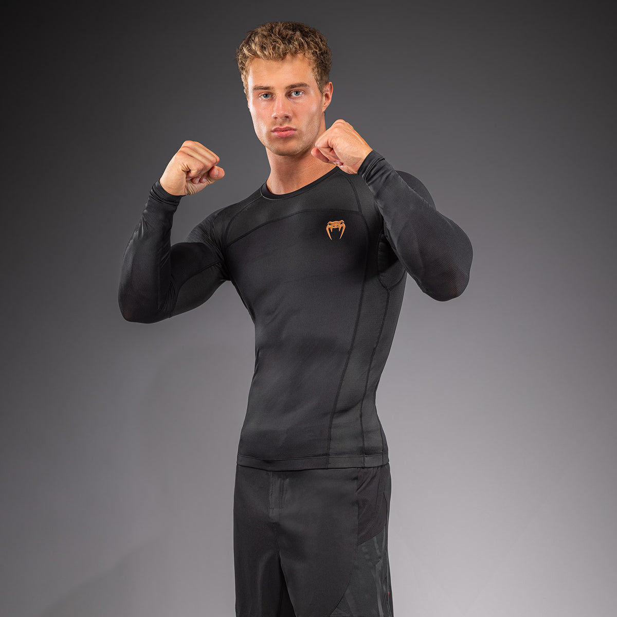Venum G-Fit Revolution Rashguard met lange mouwen - Zwart/Koper