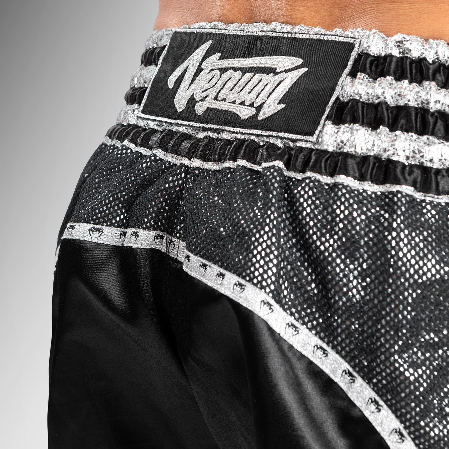Venum Absolute 2.0 Muay Thai-short - zwart/zilver