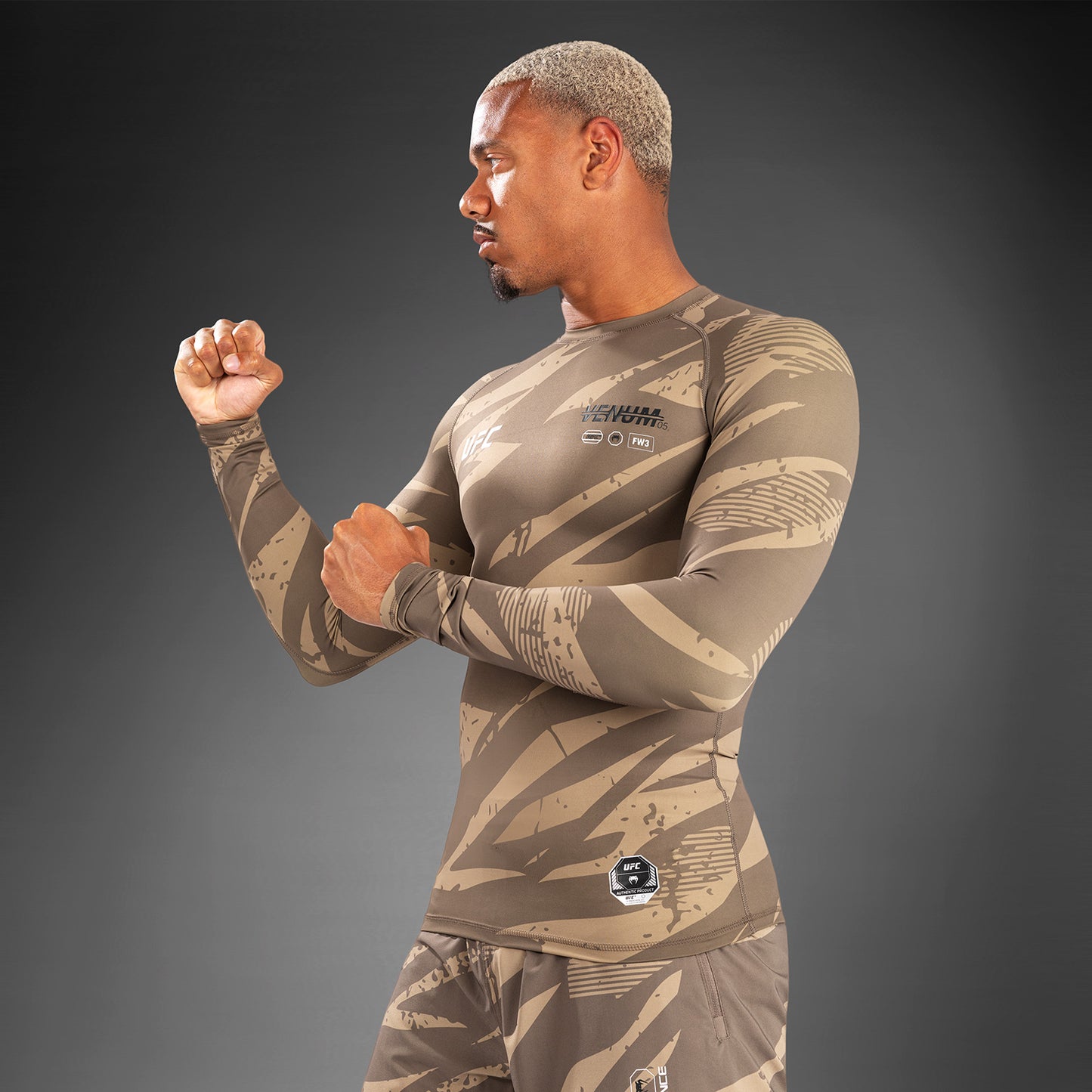 UFC Adrenaline By Venum Fight Week Prestatie Rashguard Met Lange Mouwen - Desert Camo